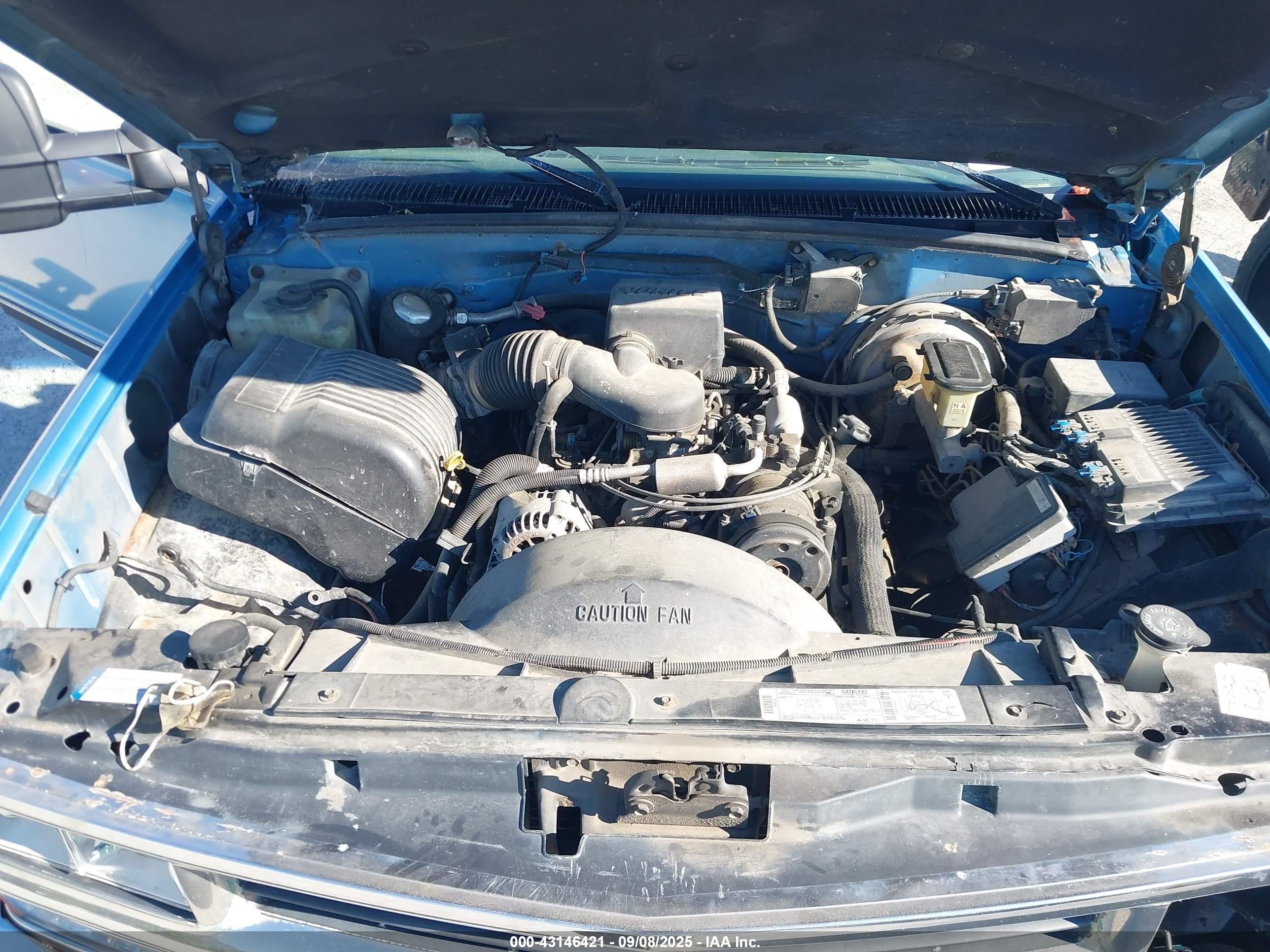 1997 Chevrolet K1500 Fleetside Синий vin: 1GCEK19R2VE248123