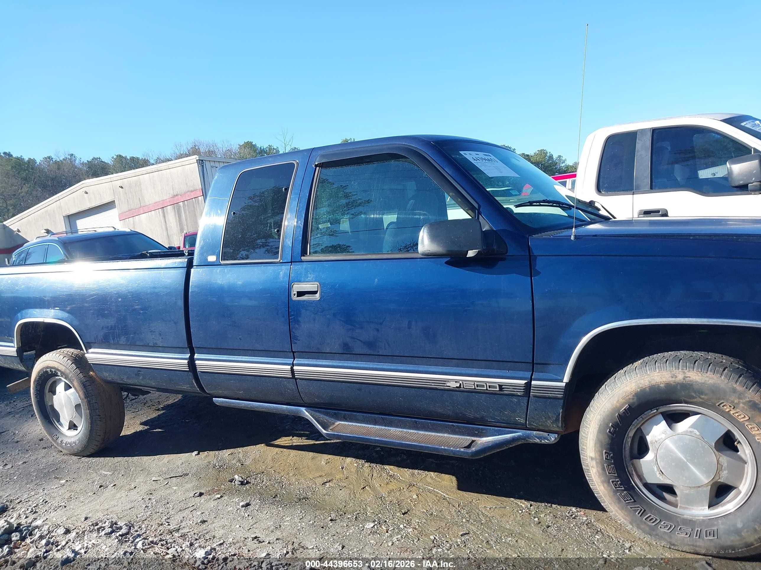1998 Chevrolet C/k 1500 Silverado Fleetside Синий vin: 1GCEK19R3WE165270