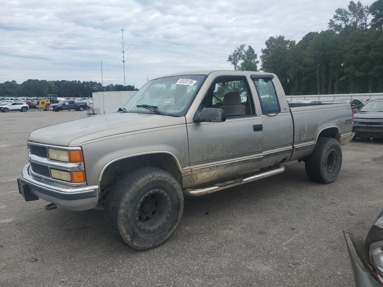 1GCEK19R4XR118663