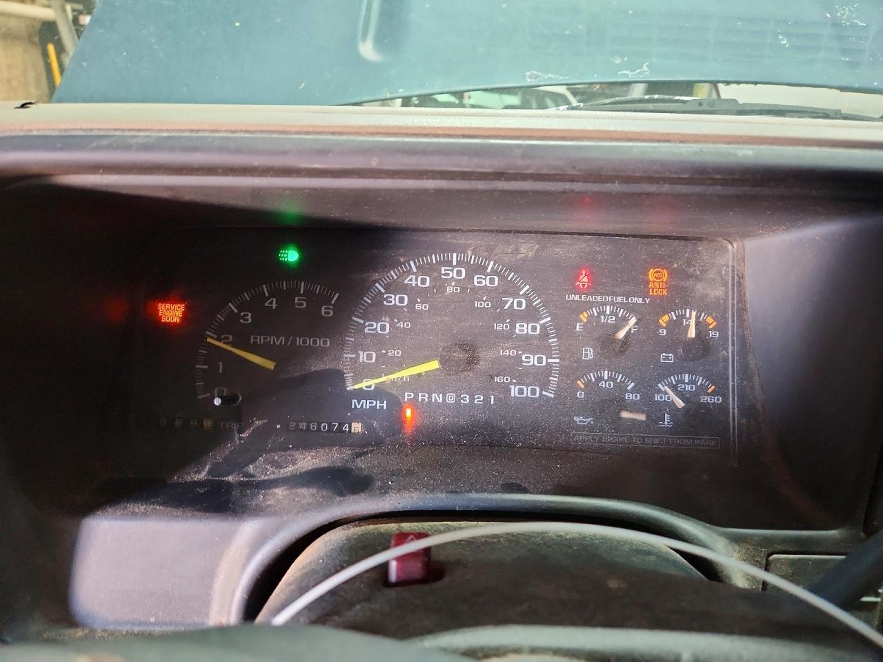 1997 Chevrolet Gmt-400 K1500 Green vin: 1GCEK19R5VE110396