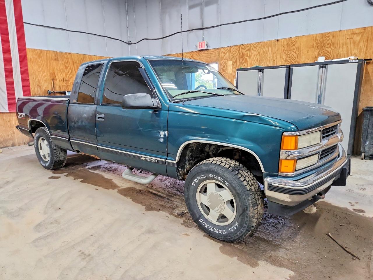 1997 Chevrolet Gmt-400 K1500 Green vin: 1GCEK19R5VE110396