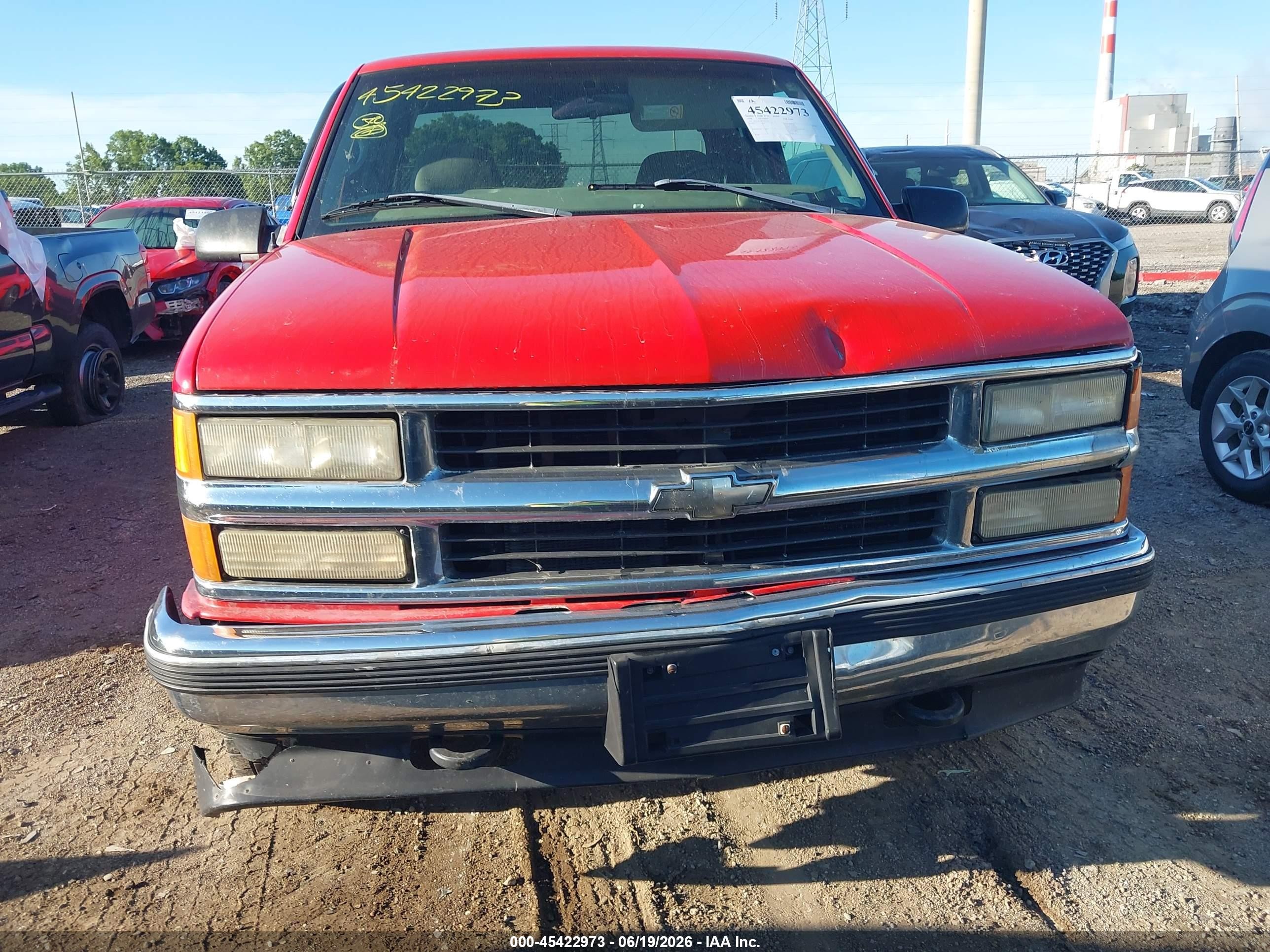 1998 Chevrolet C/k 1500 Fleetside Red vin: 1GCEK19R5WE146168