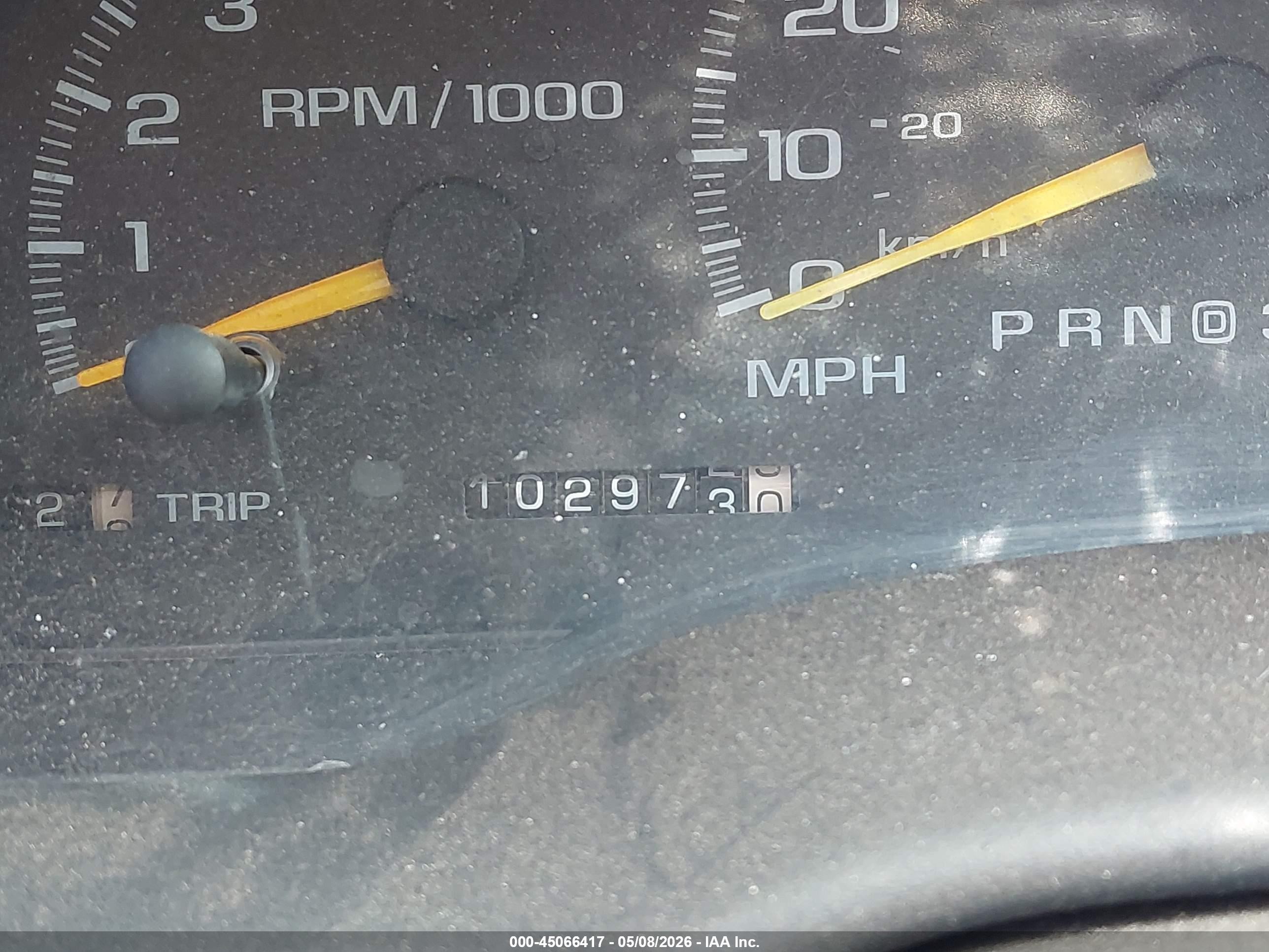 1998 Chevrolet K1500 Fleetside White vin: 1GCEK19R5WR129525