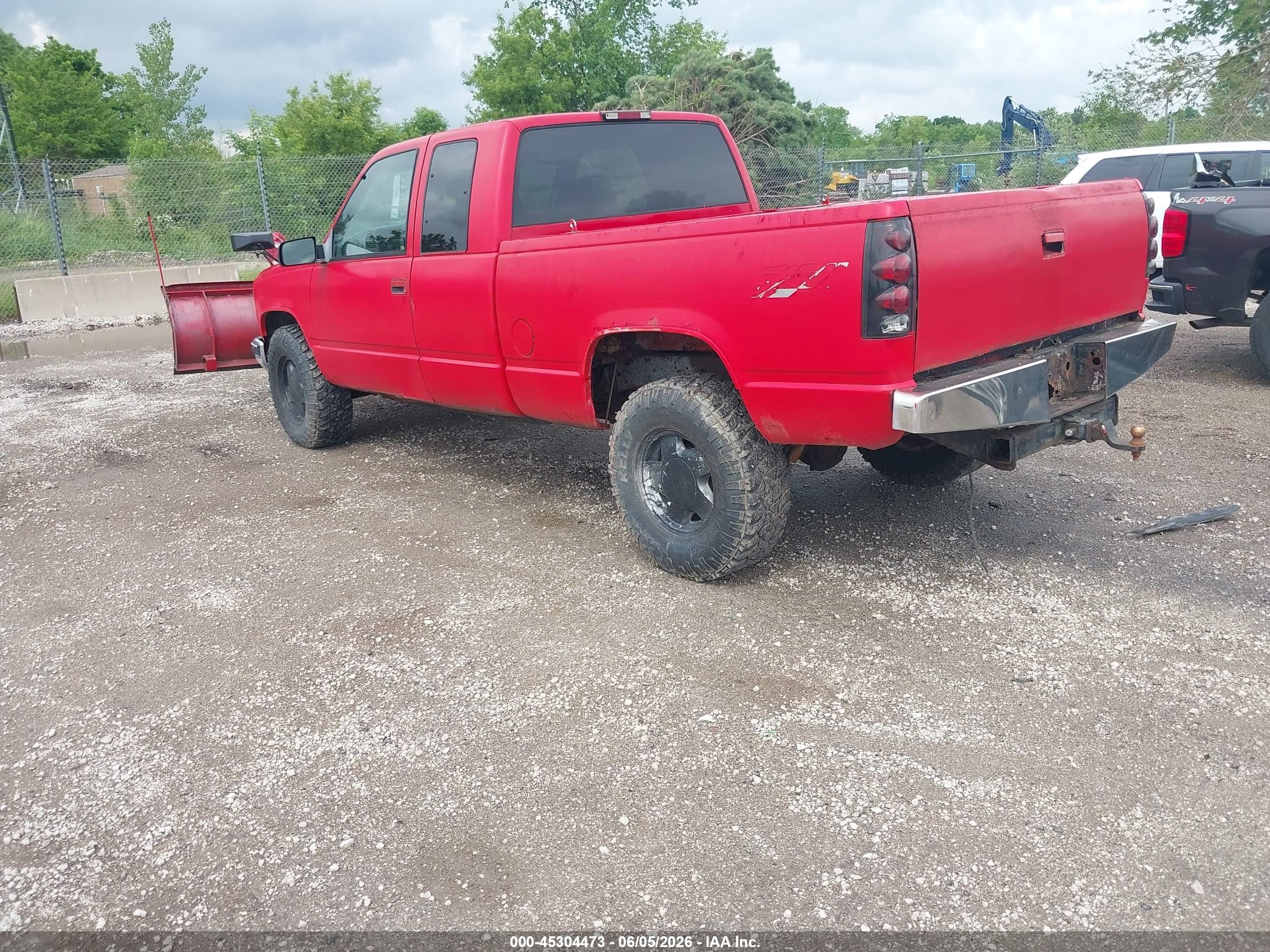 1997 Chevrolet K1500 Fleetside Red vin: 1GCEK19R7VE138670