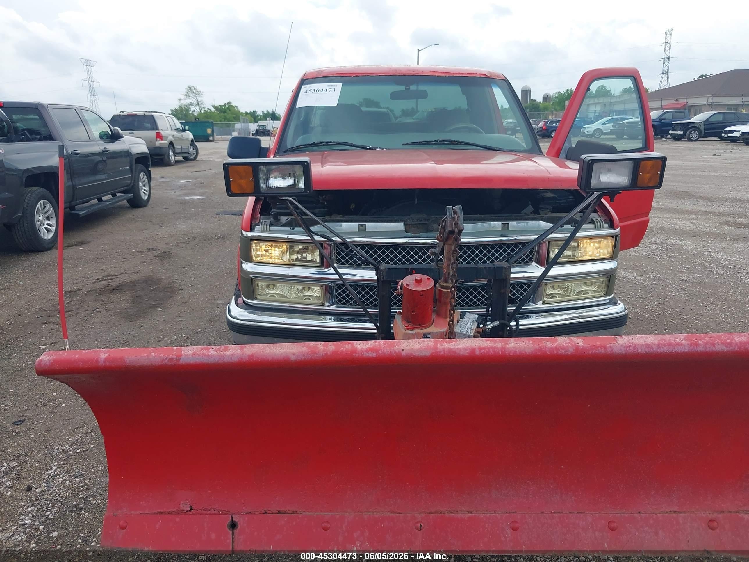 1997 Chevrolet K1500 Fleetside Red vin: 1GCEK19R7VE138670