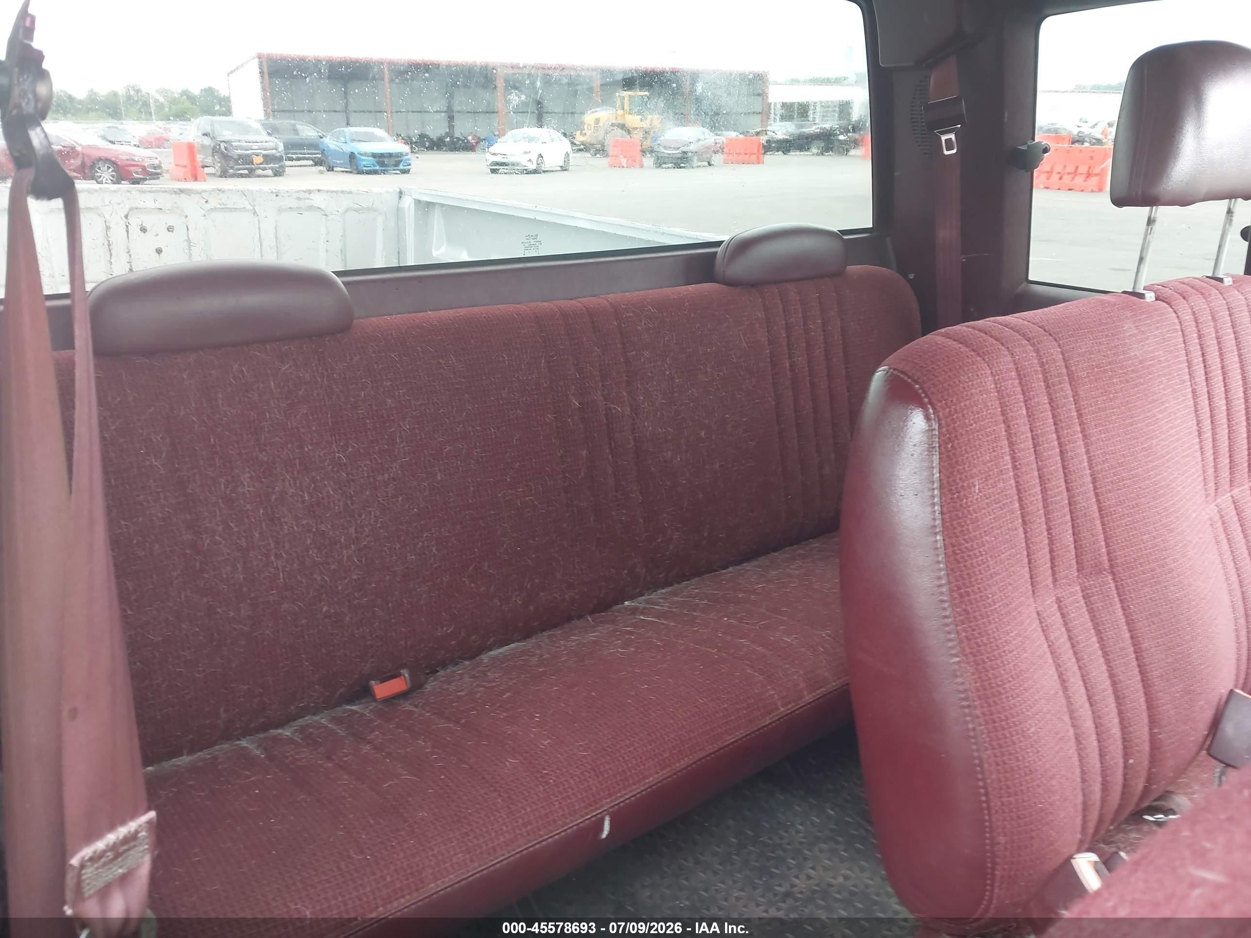 1997 Chevrolet K1500 Fleetside Silver vin: 1GCEK19R7VE239692