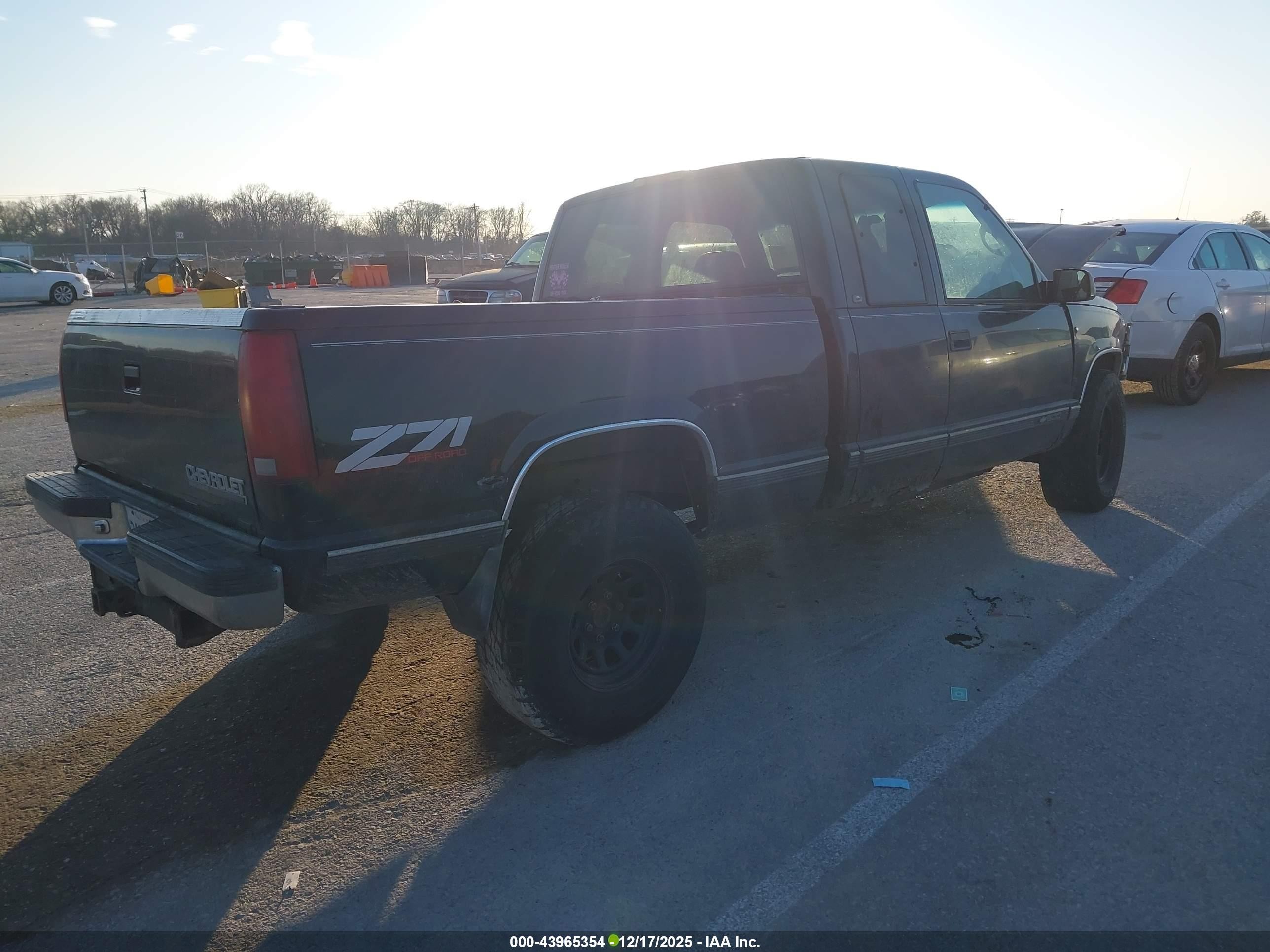 1998 Chevrolet K1500 Fleetside Black vin: 1GCEK19R7WR129378