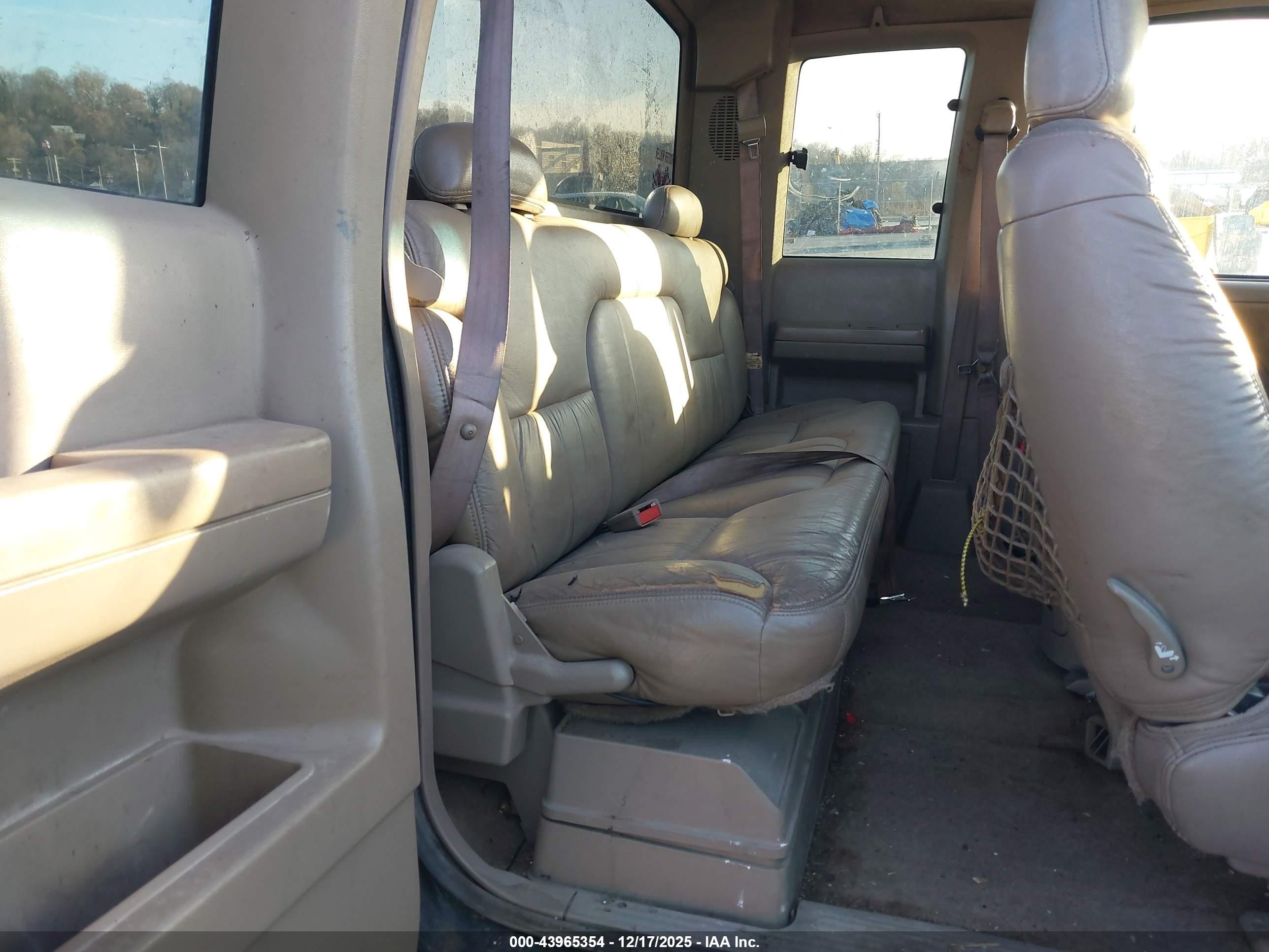 1998 Chevrolet K1500 Fleetside Black vin: 1GCEK19R7WR129378