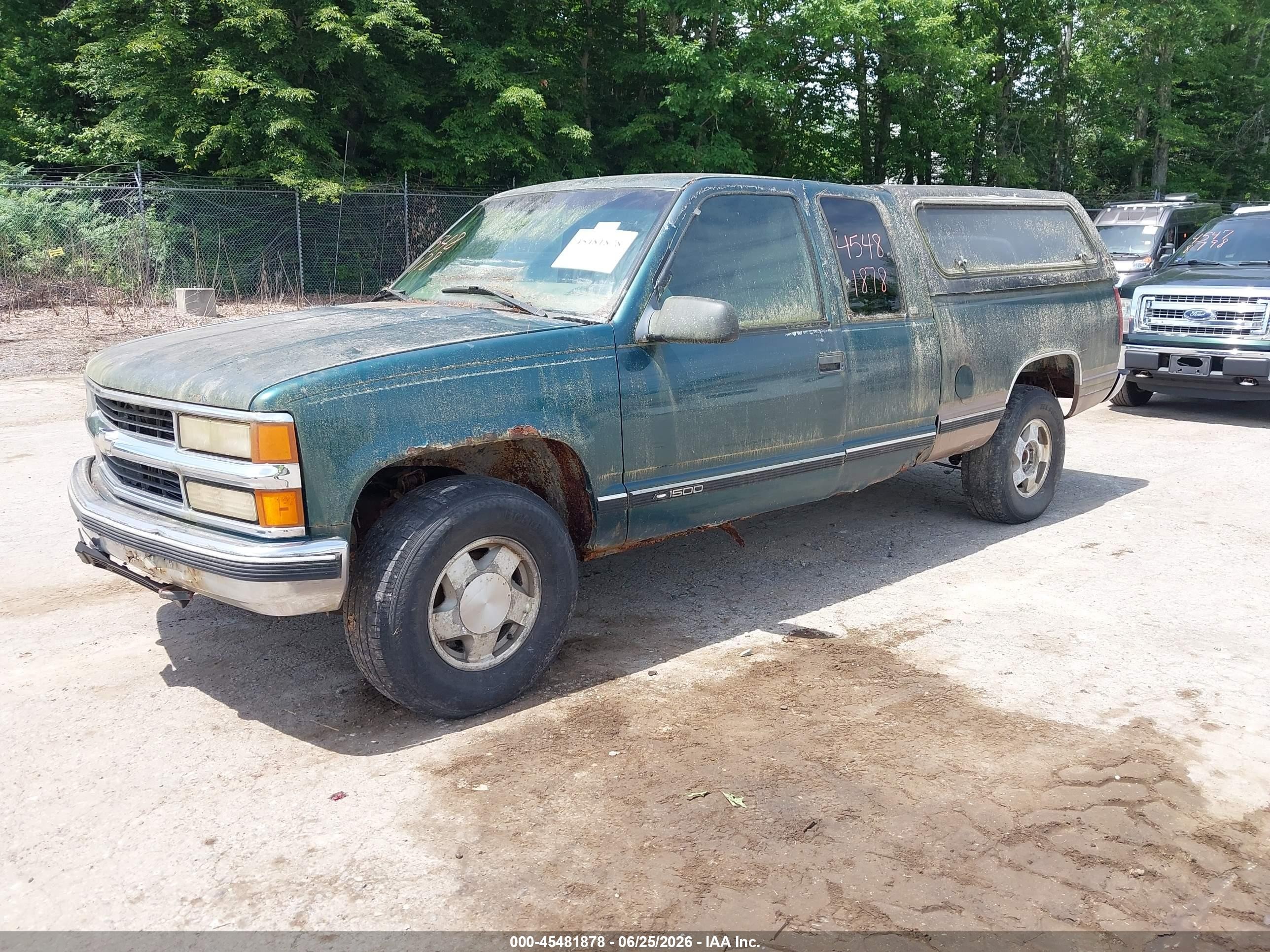 1998 Chevrolet C/k 1500 Fleetside Green vin: 1GCEK19R8WR100861