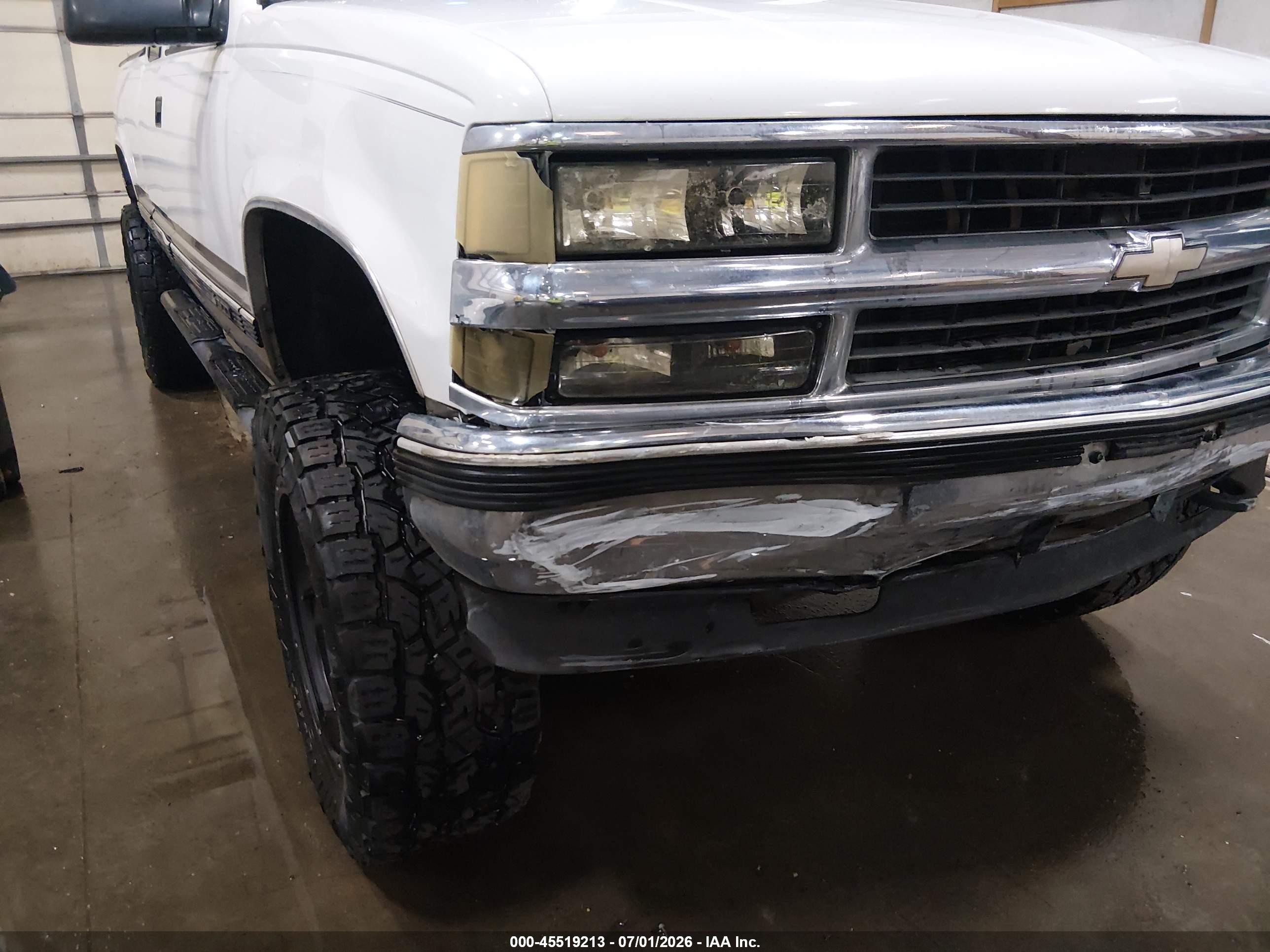 1998 Chevrolet C/k 1500 Fleetside White vin: 1GCEK19R9WR123338