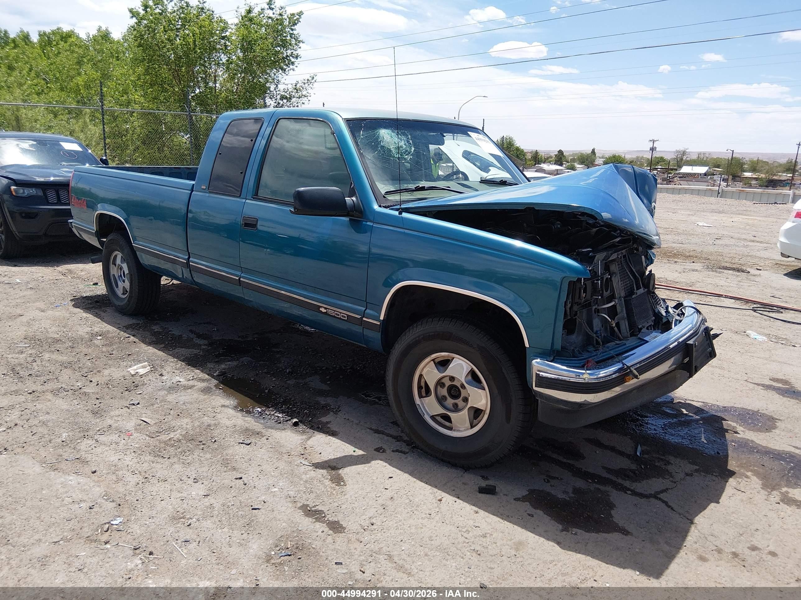 1998 Chevrolet C/k 1500 Silverado Fleetside Green vin: 1GCEK19RXWE233015