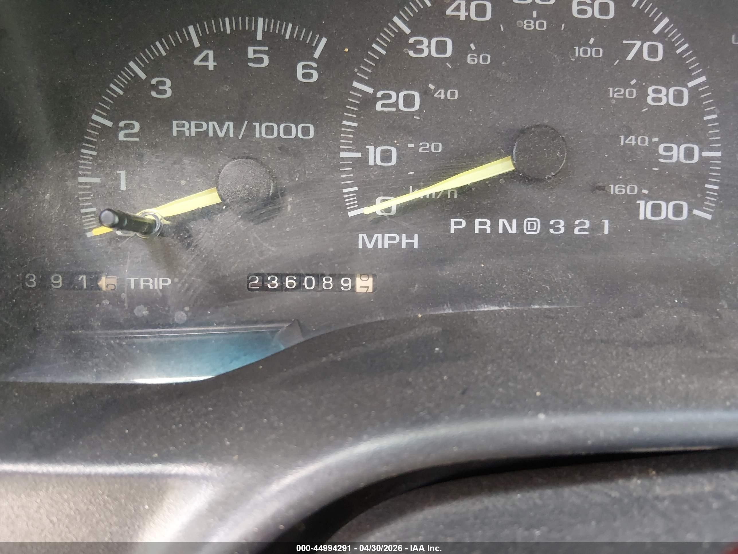 1998 Chevrolet C/k 1500 Silverado Fleetside Green vin: 1GCEK19RXWE233015