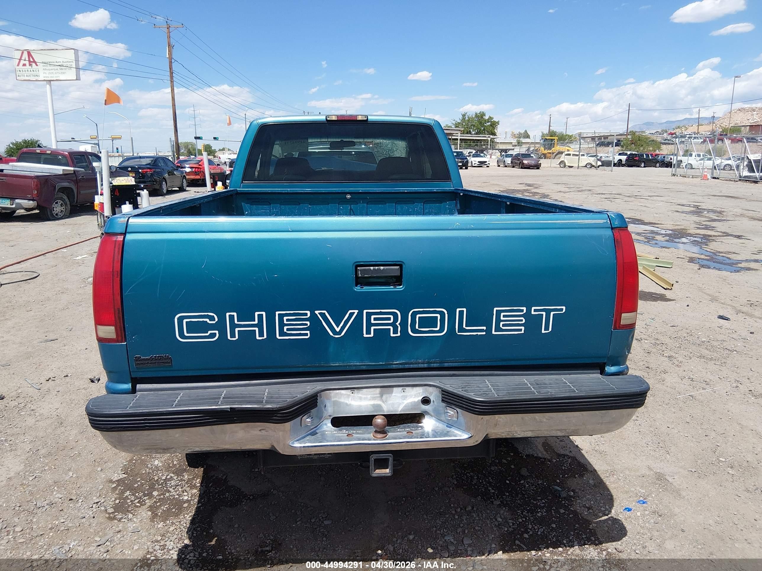 1998 Chevrolet C/k 1500 Silverado Fleetside Green vin: 1GCEK19RXWE233015