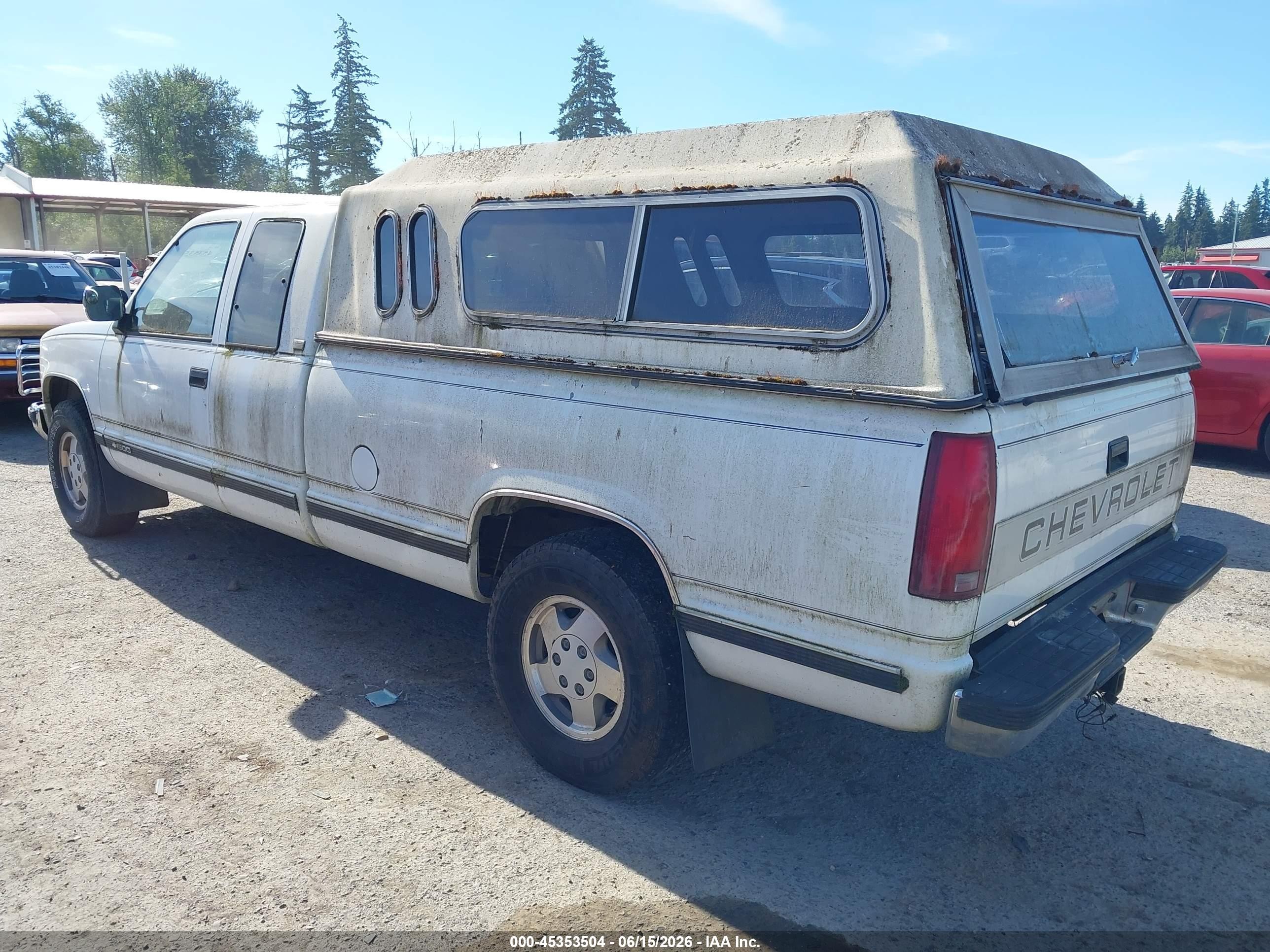1994 Chevrolet Gmt-400 K1500 White vin: 1GCEK19S3RE206200