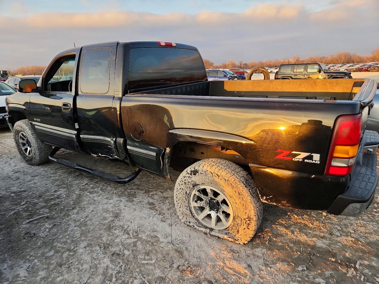 2002 Chevrolet Silverado K1500 Black vin: 1GCEK19T02Z131480