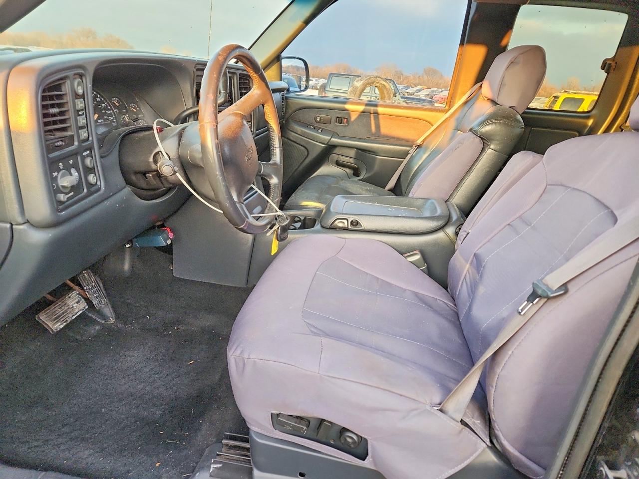 2002 Chevrolet Silverado K1500 Black vin: 1GCEK19T02Z131480