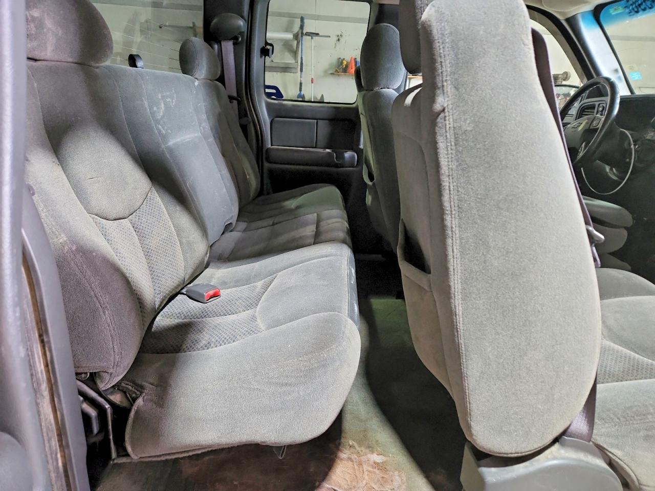 2003 Chevrolet Silverado K1500 Gray vin: 1GCEK19T03E313303