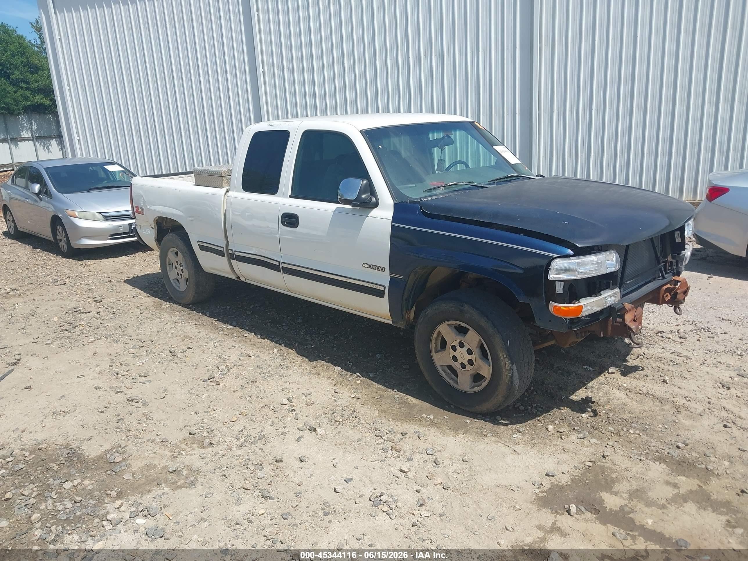 2000 Chevrolet Silverado 1500 Ls White vin: 1GCEK19T0YZ235136