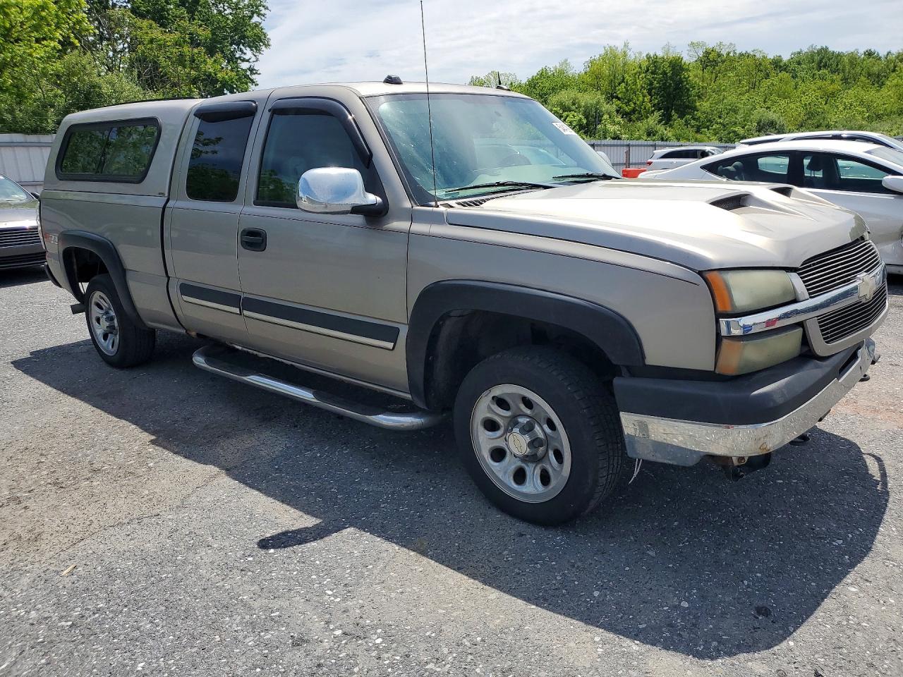 2004 Chevrolet Silverado K1500 Tan vin: 1GCEK19T14E214619