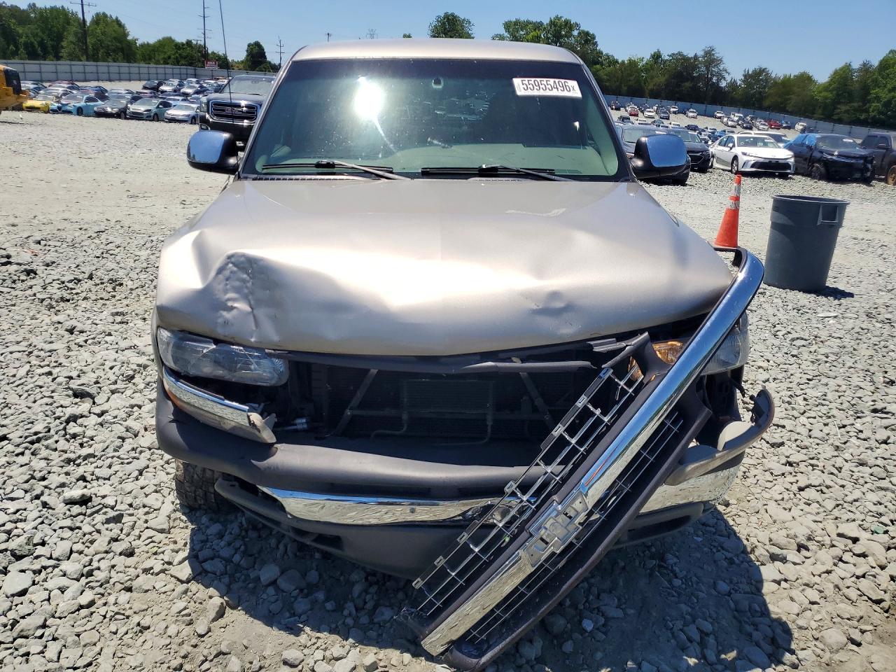 2001 Chevrolet Silverado K1500 Silver vin: 1GCEK19T21E112807