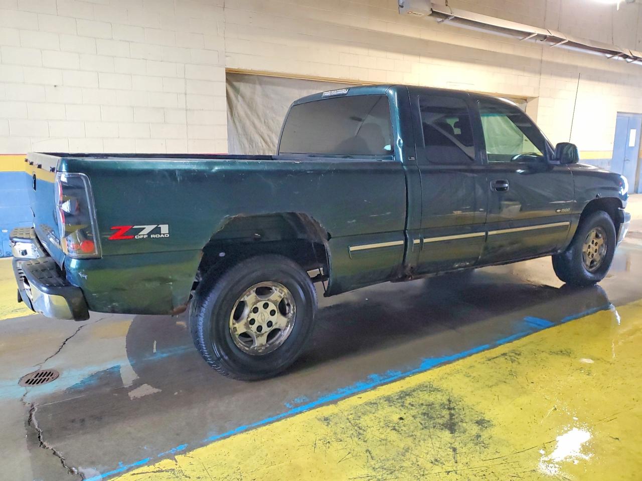 2001 Chevrolet Silverado K1500 Green vin: 1GCEK19T21E235166