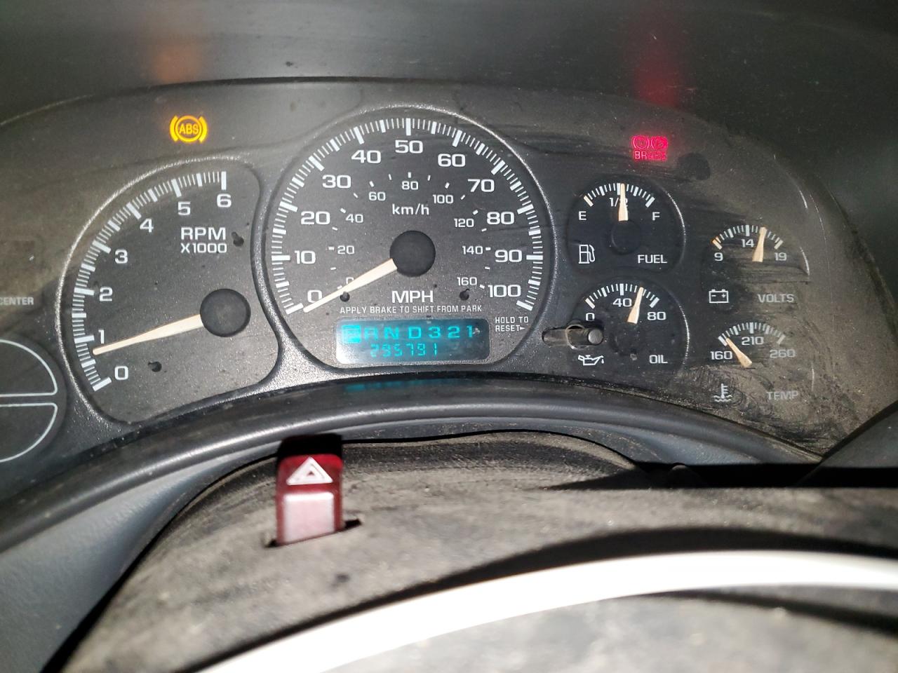 2001 Chevrolet Silverado K1500 Green vin: 1GCEK19T21E235166 Damage: Warning Light - Abs, On, Unacceptable