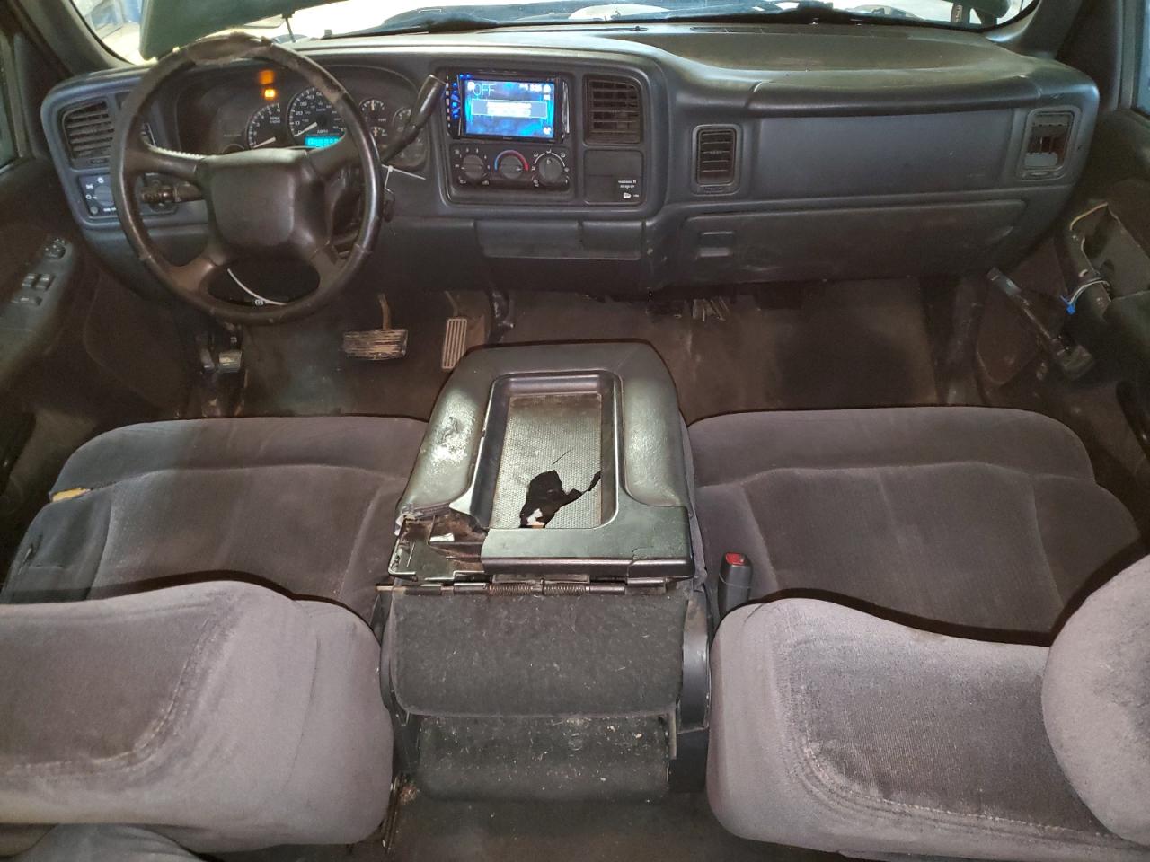 2001 Chevrolet Silverado K1500 Green vin: 1GCEK19T21E235166 Damage: Console Cover, Broken, Replacement Required