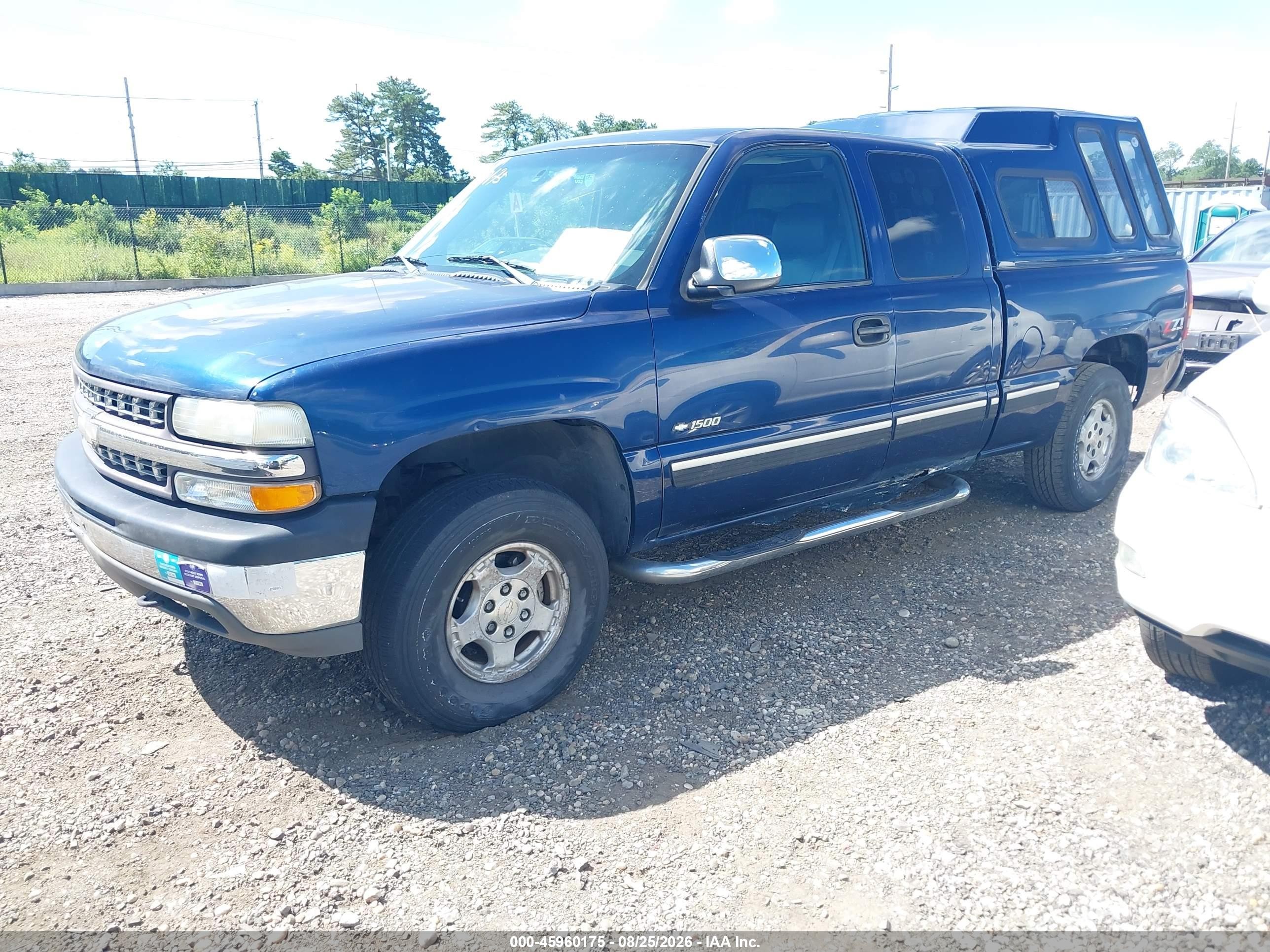 2002 Chevrolet Silverado 1500 Ls Blue vin: 1GCEK19T22E128894