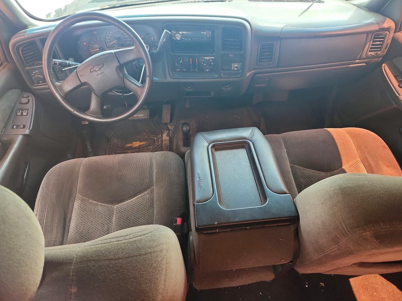2003 Chevrolet Silverado K1500 White vin: 1GCEK19T23E120957