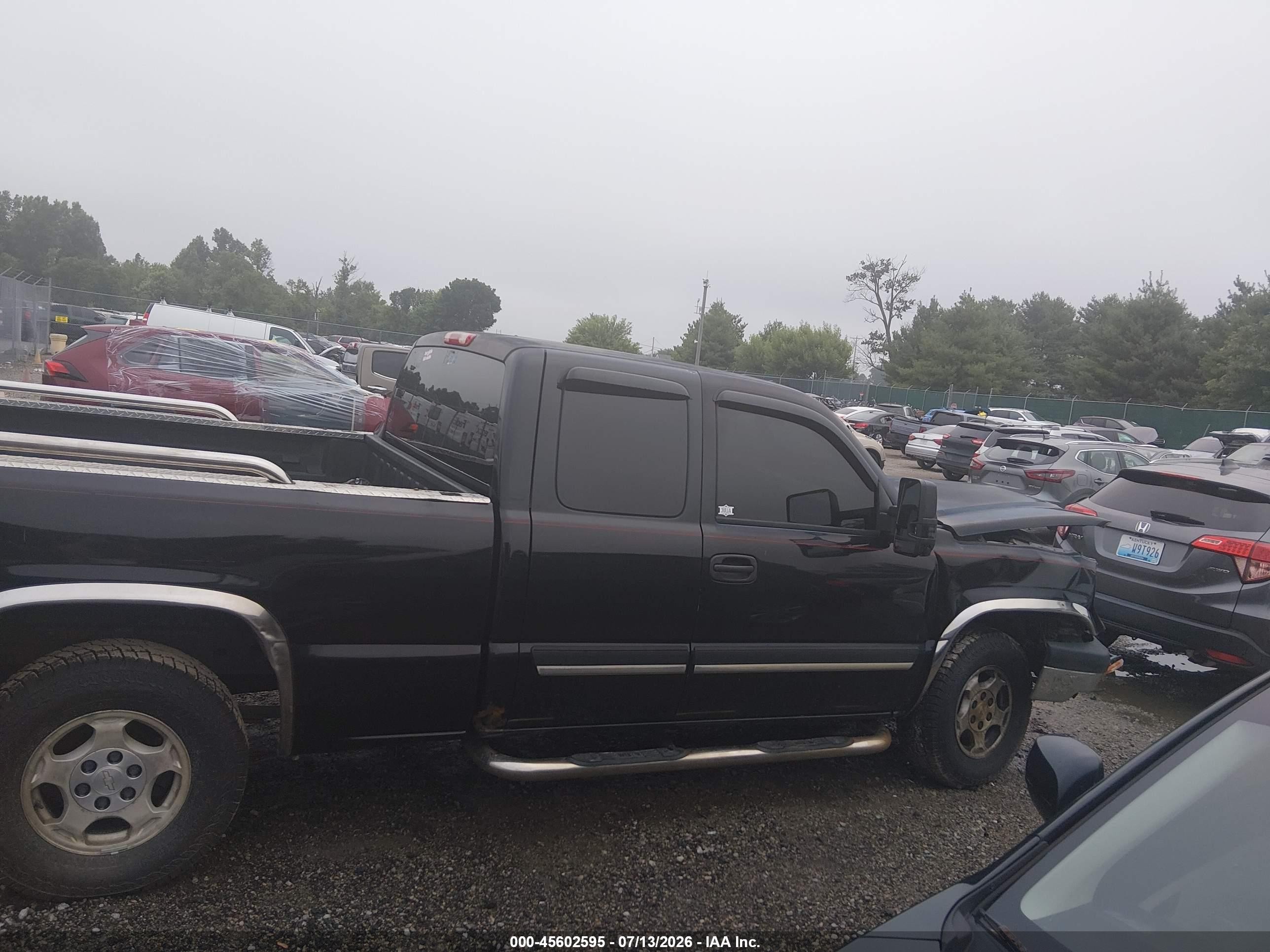 2004 Chevrolet Silverado 1500 Ls Black vin: 1GCEK19T24E140966