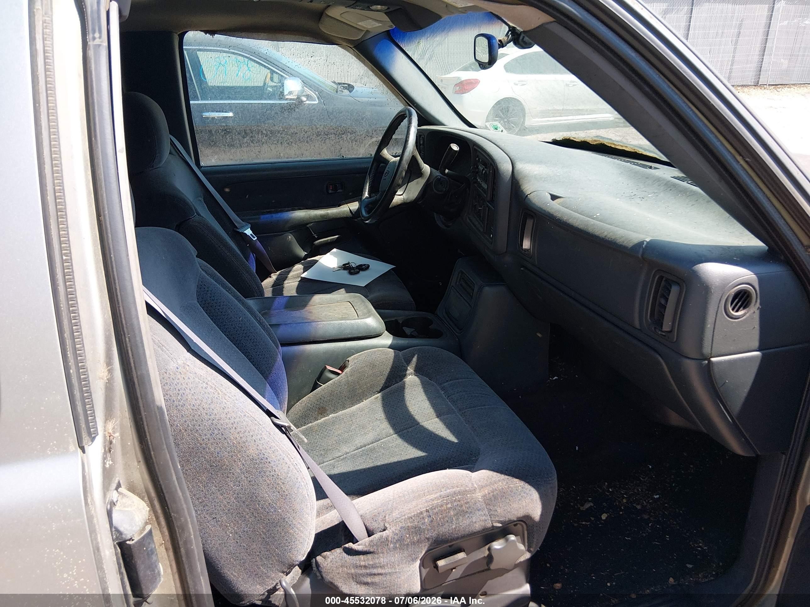 1999 Chevrolet Silverado 1500 Ls Silver vin: 1GCEK19T2XE152068