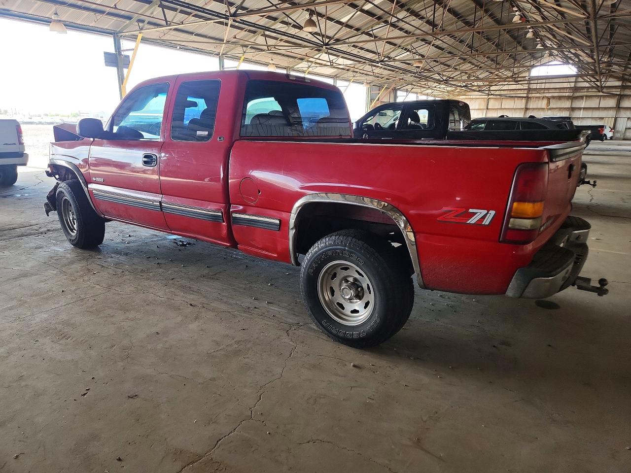 2000 Chevrolet Silverado K1500 Red vin: 1GCEK19T2YE258473