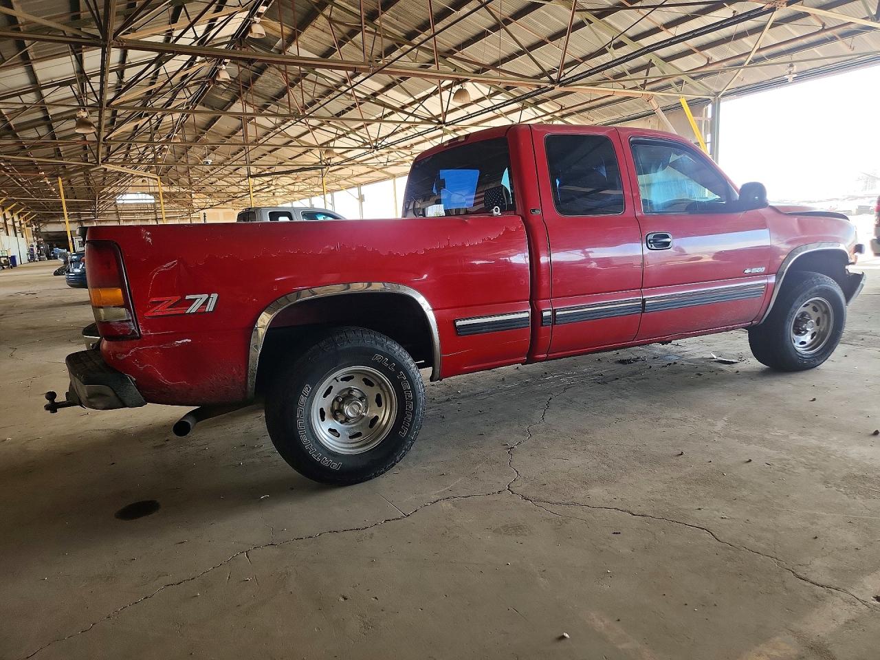 2000 Chevrolet Silverado K1500 Red vin: 1GCEK19T2YE258473