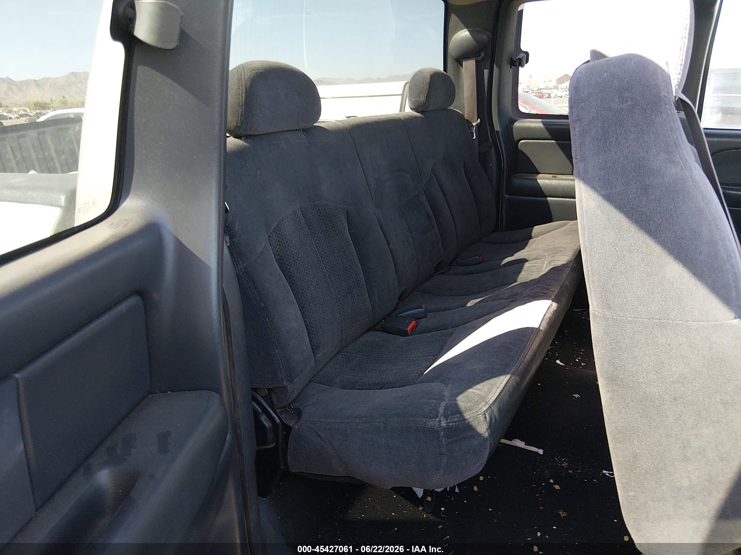 2002 Chevrolet Silverado 1500 Ls Silver vin: 1GCEK19T32E186187