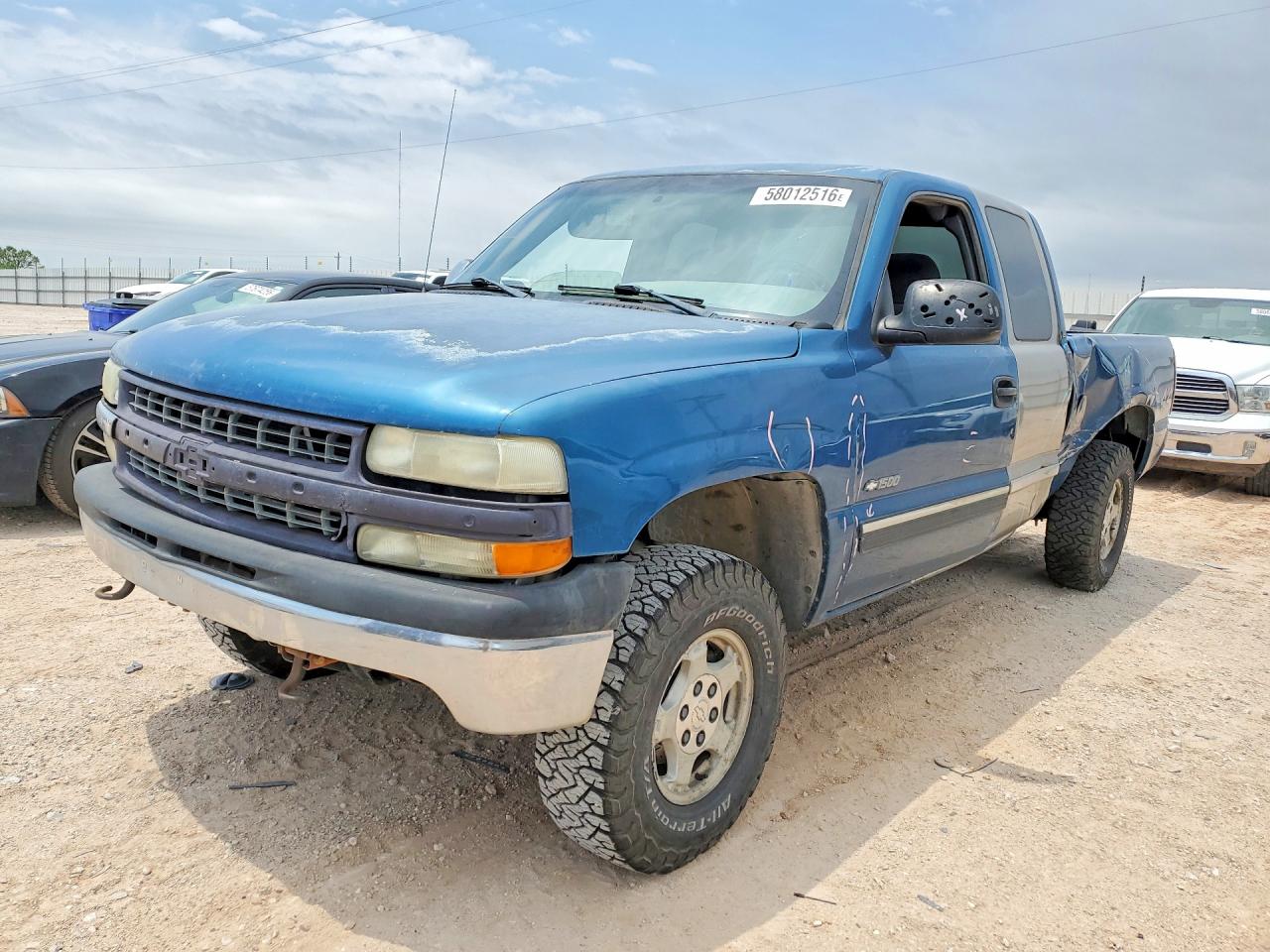 2002 Chevrolet Silverado K1500 Синий vin: 1GCEK19T32Z284368