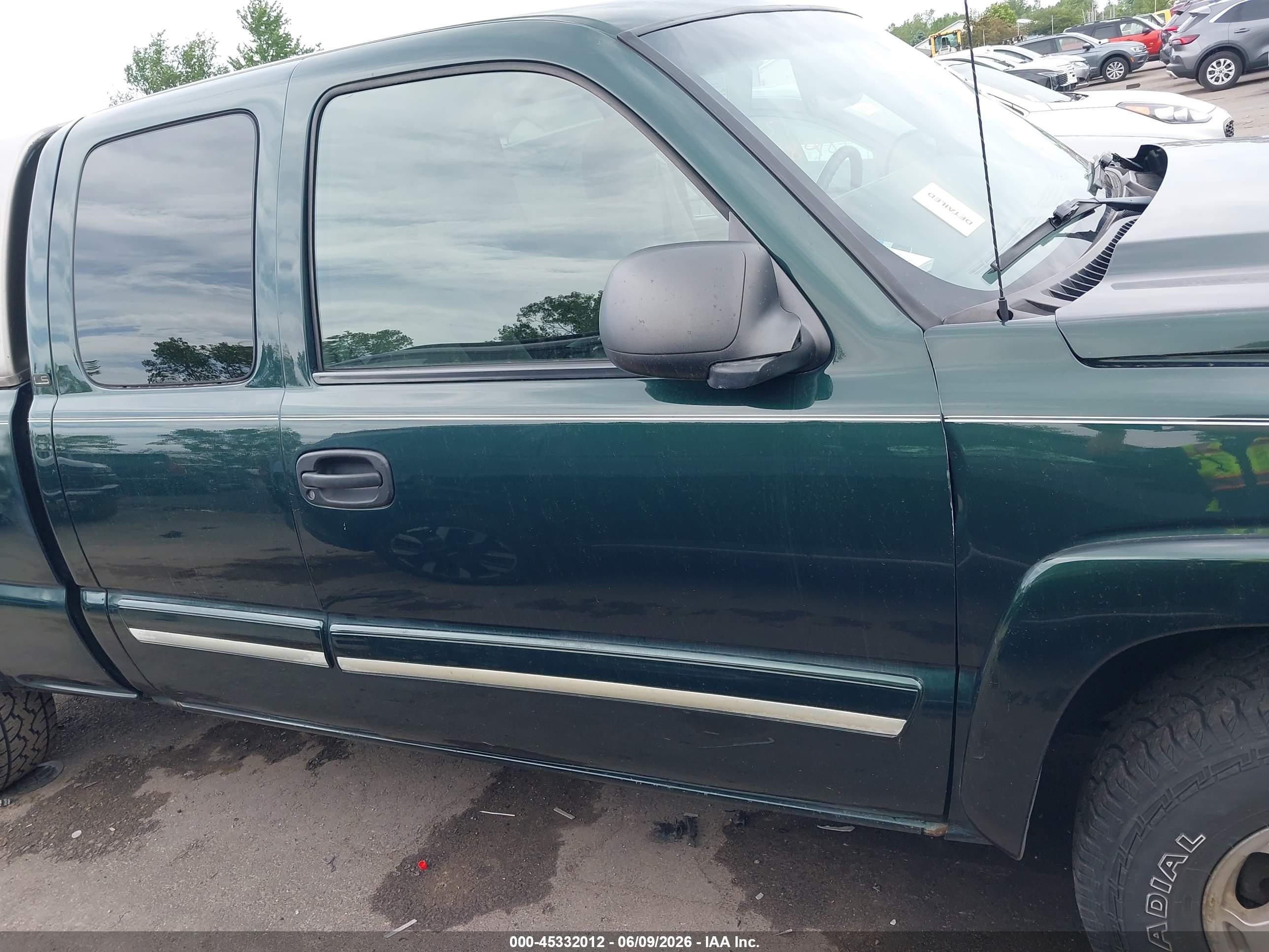 2003 Chevrolet Silverado 1500 Ls Green vin: 1GCEK19T33E193402
