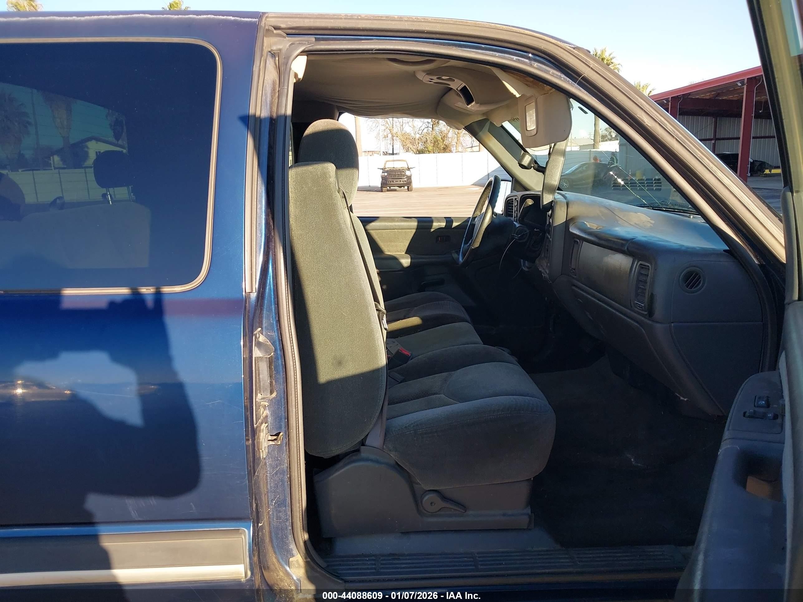 2003 Chevrolet Silverado 1500 Ls Синий vin: 1GCEK19T33Z315684