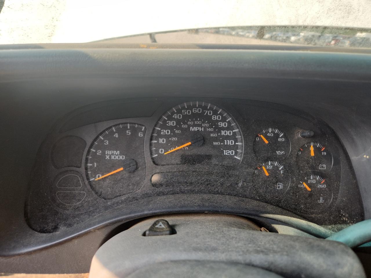2004 Chevrolet Silverado K1500 White vin: 1GCEK19T34E120502