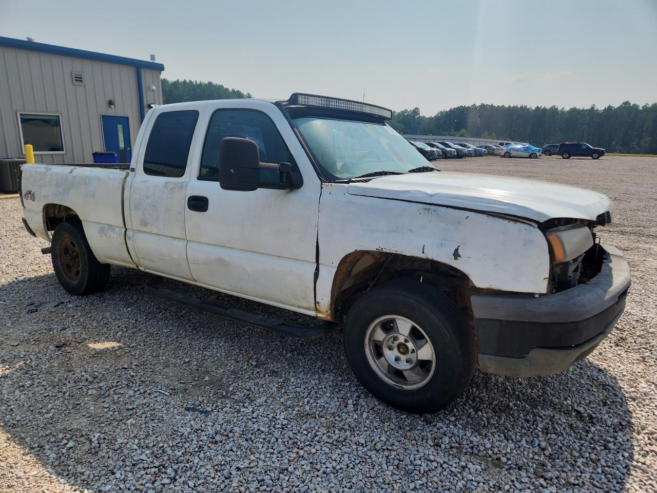 2004 Chevrolet Silverado K1500 White vin: 1GCEK19T34E120502