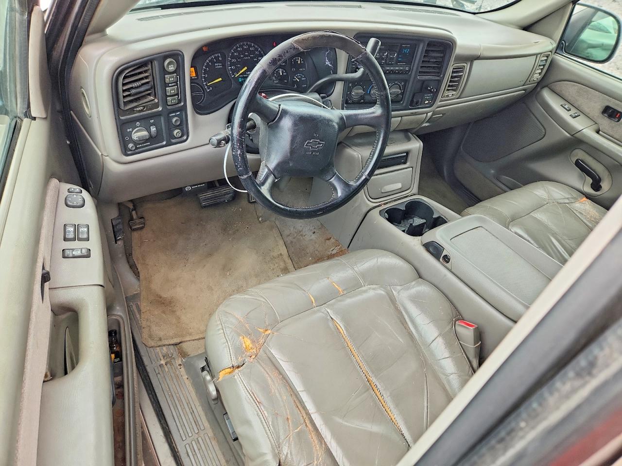 1999 Chevrolet Silverado K1500 Tan vin: 1GCEK19T3XE244855
