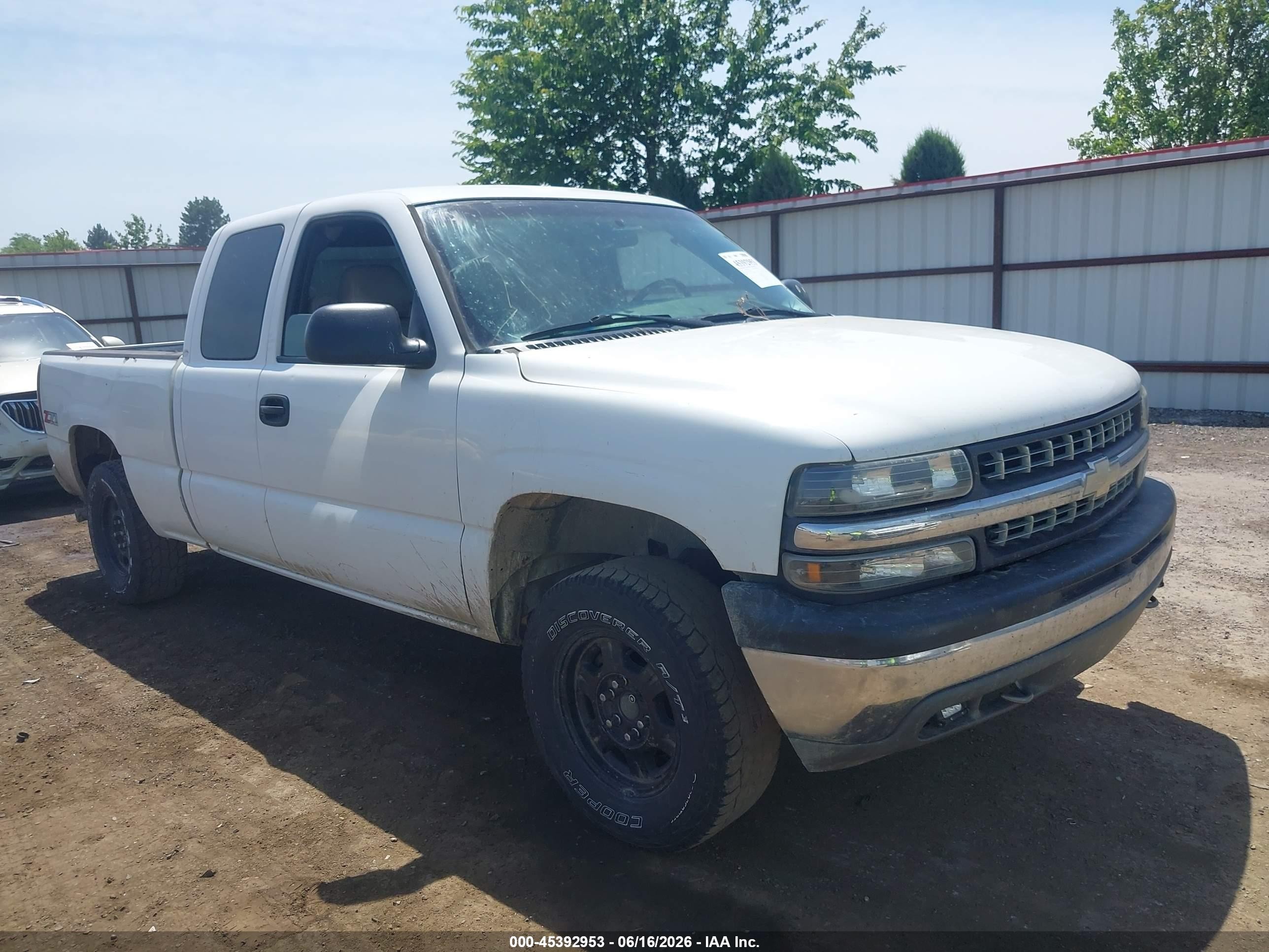 2001 Chevrolet Silverado 1500 Ls White vin: 1GCEK19T41E319389