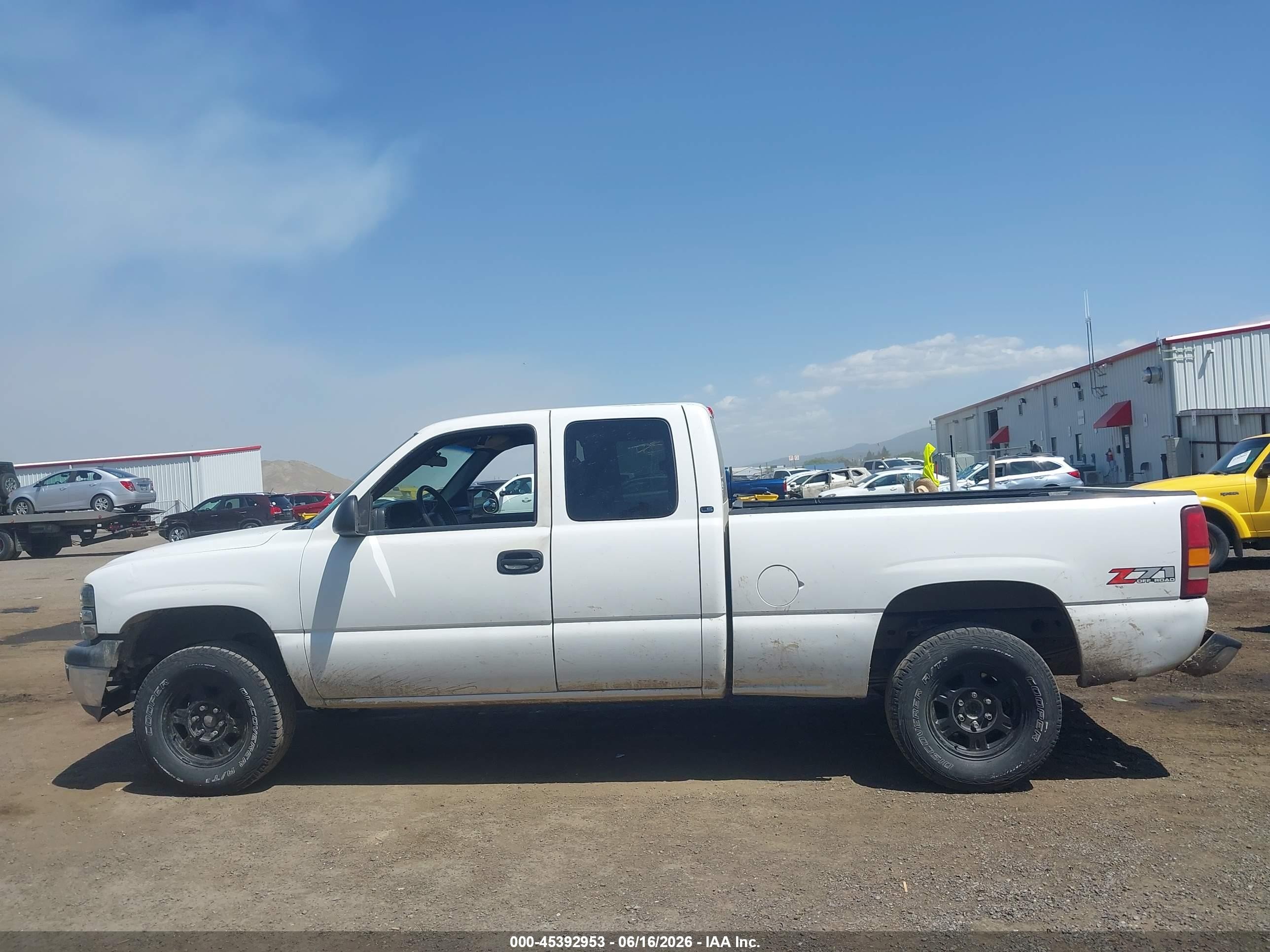 2001 Chevrolet Silverado 1500 Ls White vin: 1GCEK19T41E319389