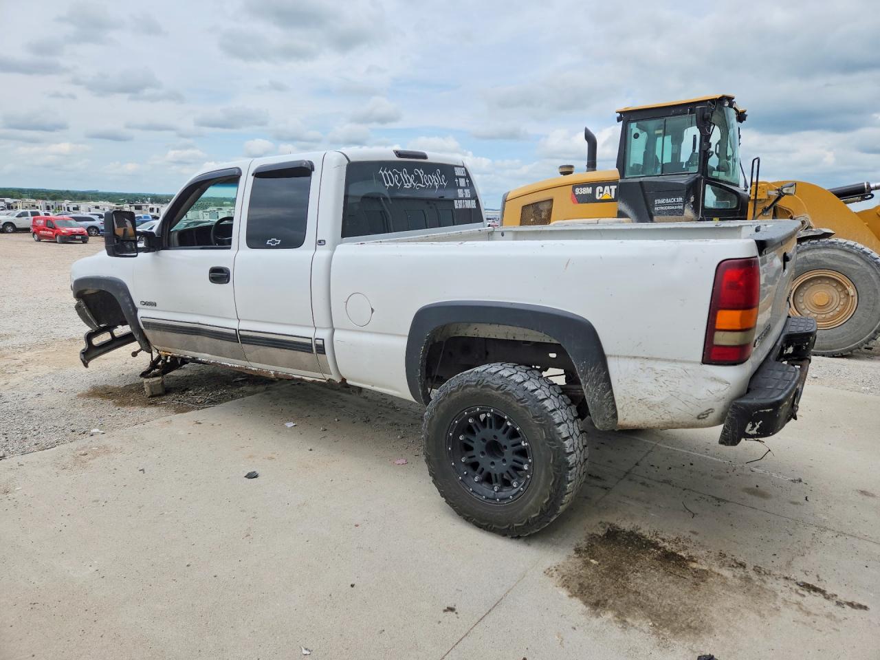 2000 Chevrolet Silverado K1500 Белый vin: 1GCEK19T4YE335277