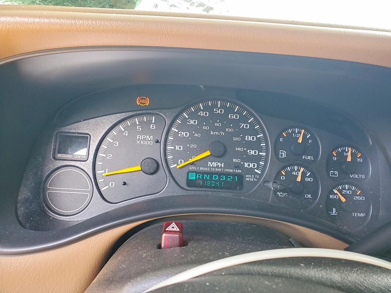 2000 Chevrolet Silverado K1500 White vin: 1GCEK19T4YZ194557