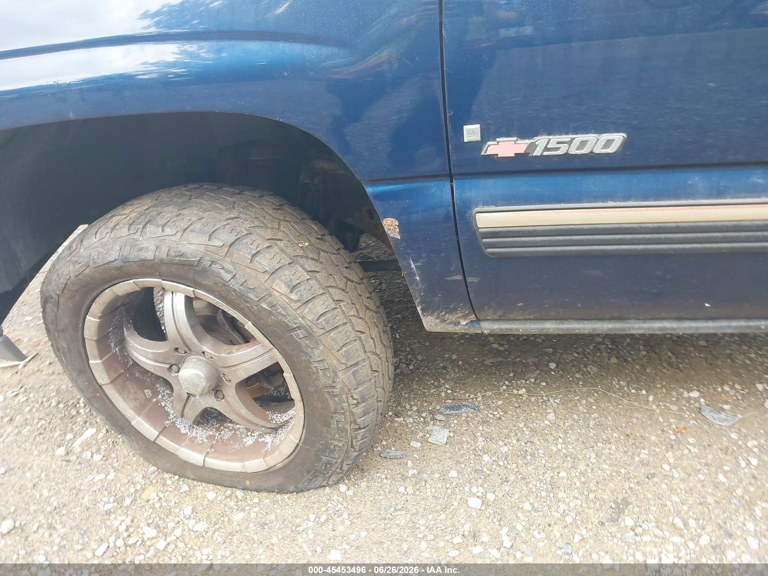 2002 Chevrolet Silverado 1500 Ls Navy vin: 1GCEK19T52Z109457