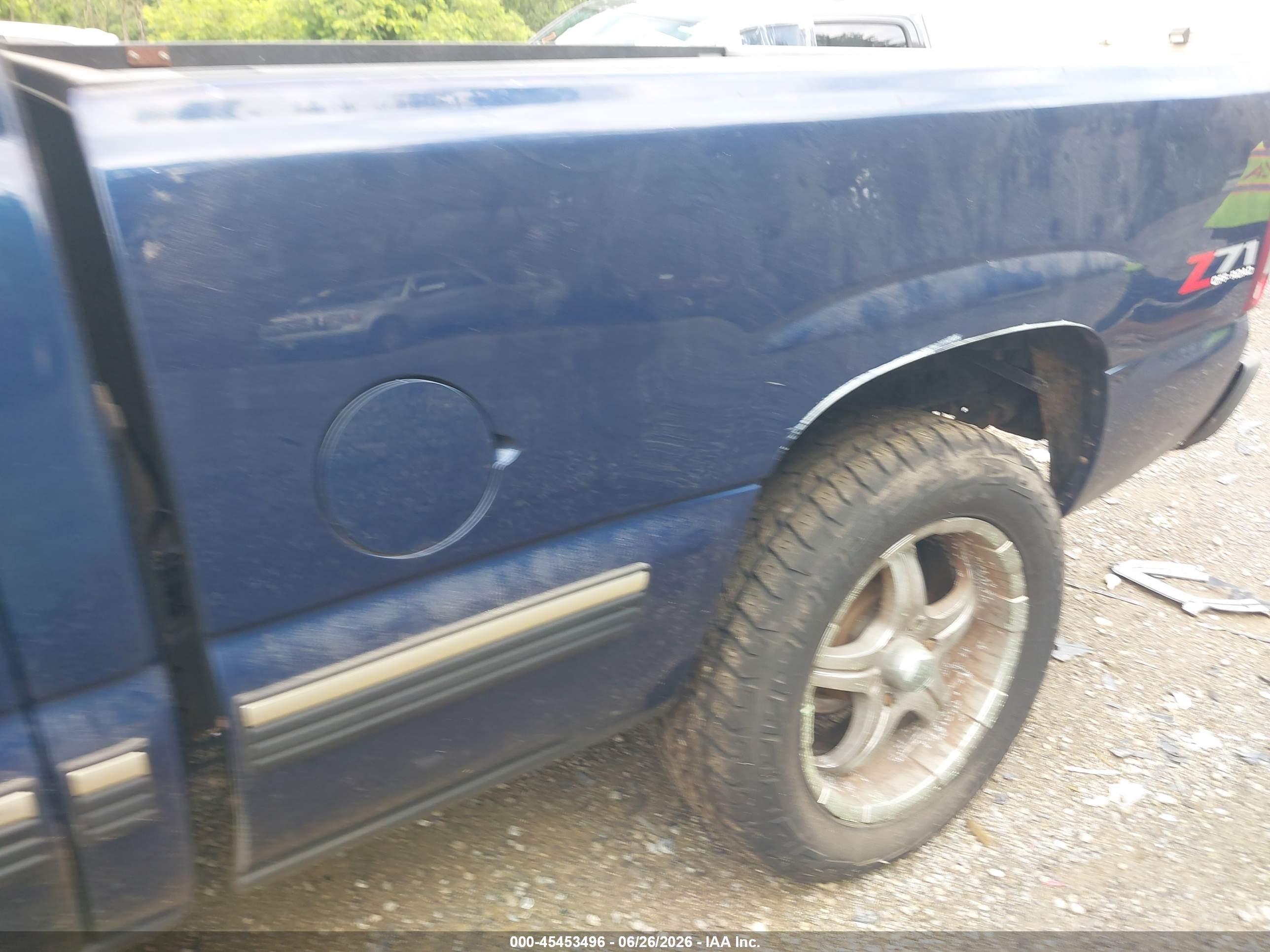 2002 Chevrolet Silverado 1500 Ls Navy vin: 1GCEK19T52Z109457