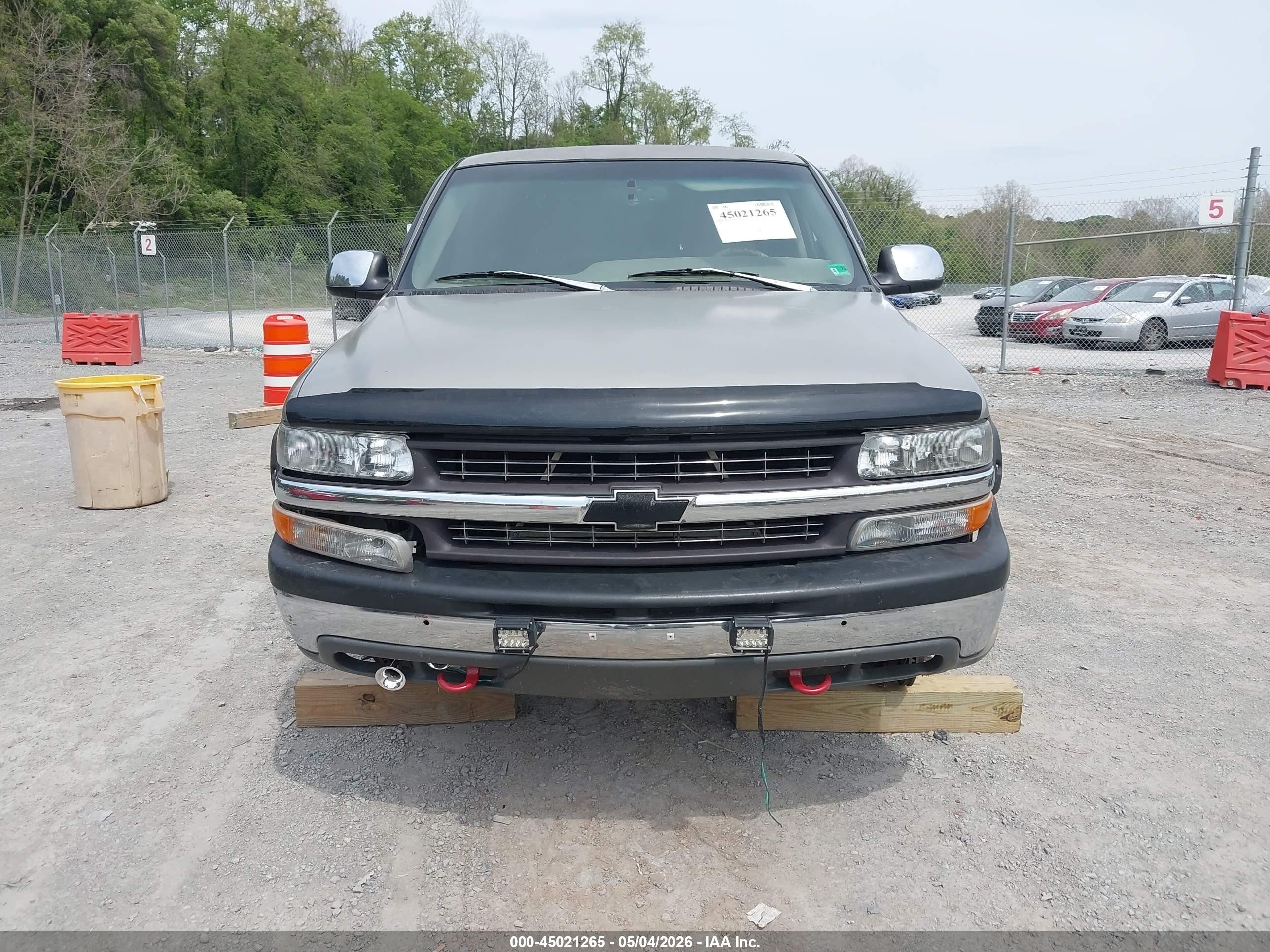 1999 Chevrolet Silverado 1500 Ls Серебряный vin: 1GCEK19T5XE126032