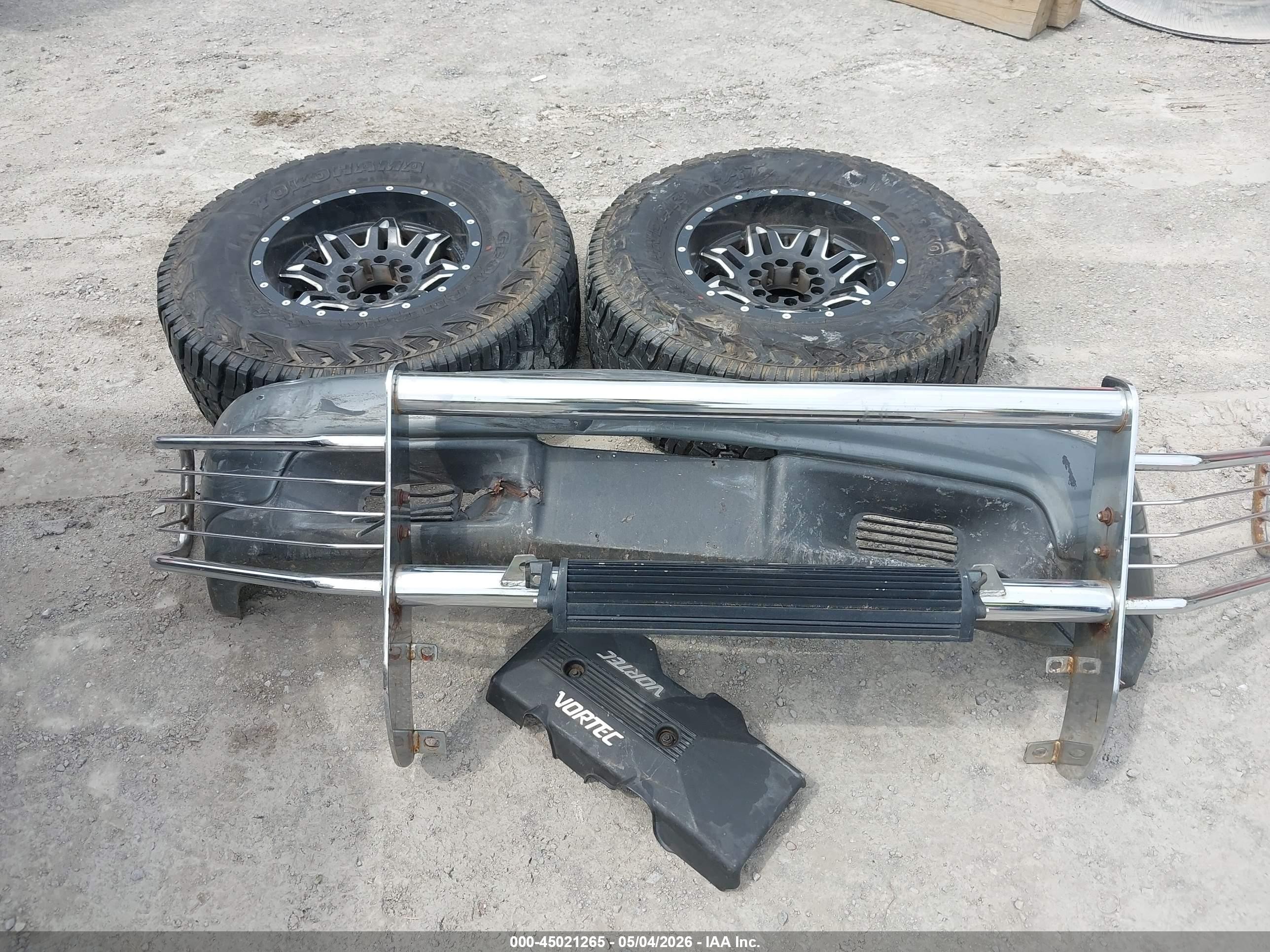 1999 Chevrolet Silverado 1500 Ls Серебряный vin: 1GCEK19T5XE126032