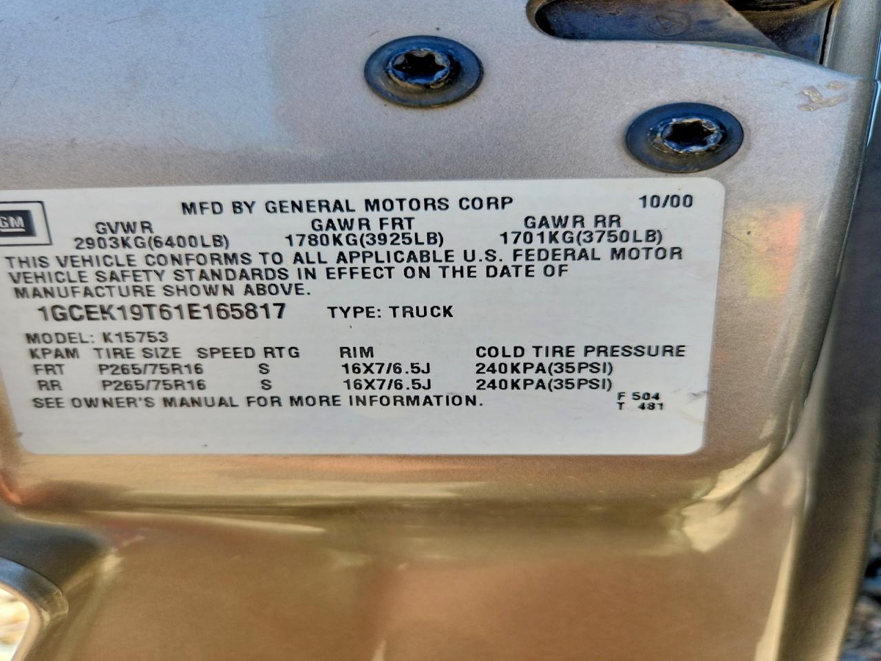 2001 Chevrolet Silverado K1500 Tan vin: 1GCEK19T61E165817