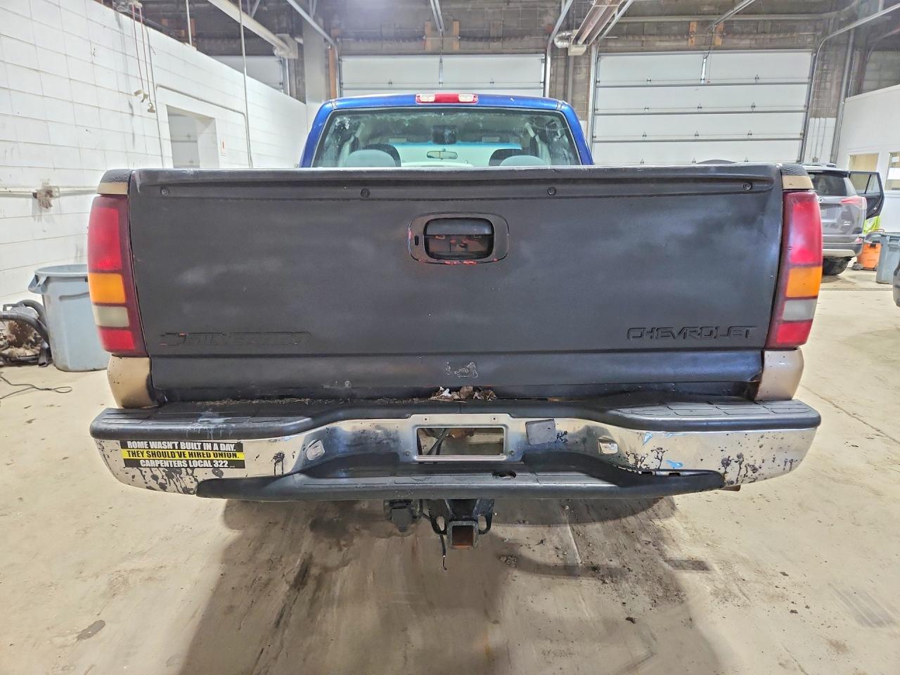 2001 Chevrolet Silverado K1500 Двухцветный vin: 1GCEK19T61Z226916